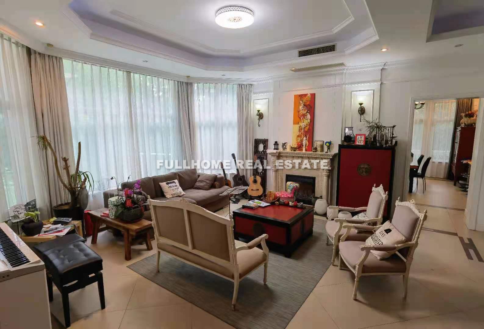Violet Country Villa - 5 bedroom apartment in Shanghai, Qingpu, Suburb