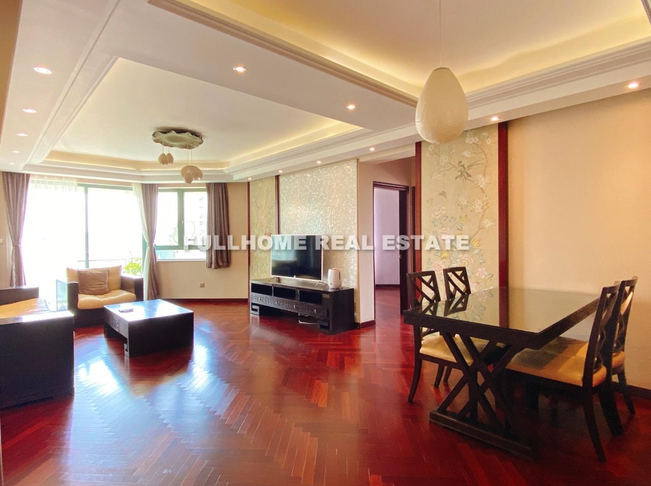 Central Residences - 3 bedroom apartment in Shanghai, FFC, Downtown