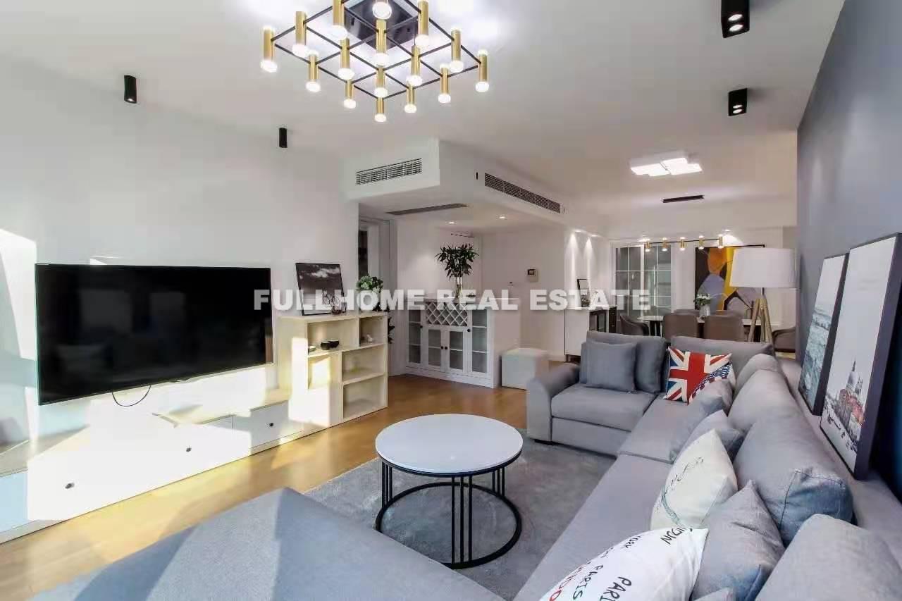 8 Park Avenue - 3 bedroom apartment in Shanghai, Jing An, Downtown