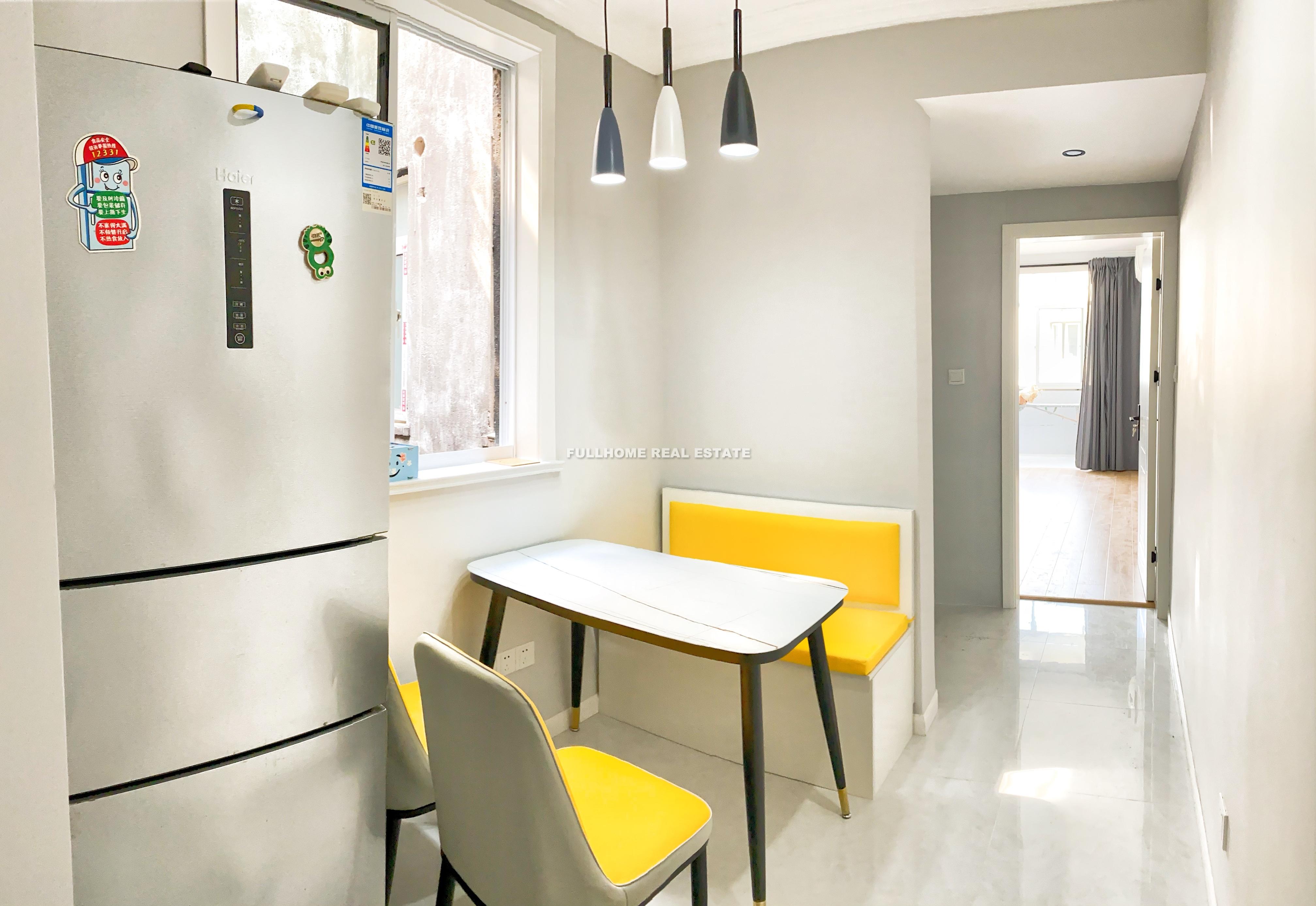 Lane 1-500 Yongkang Road Old House - 2 bedroom apartment in Shanghai, FFC, Downtown