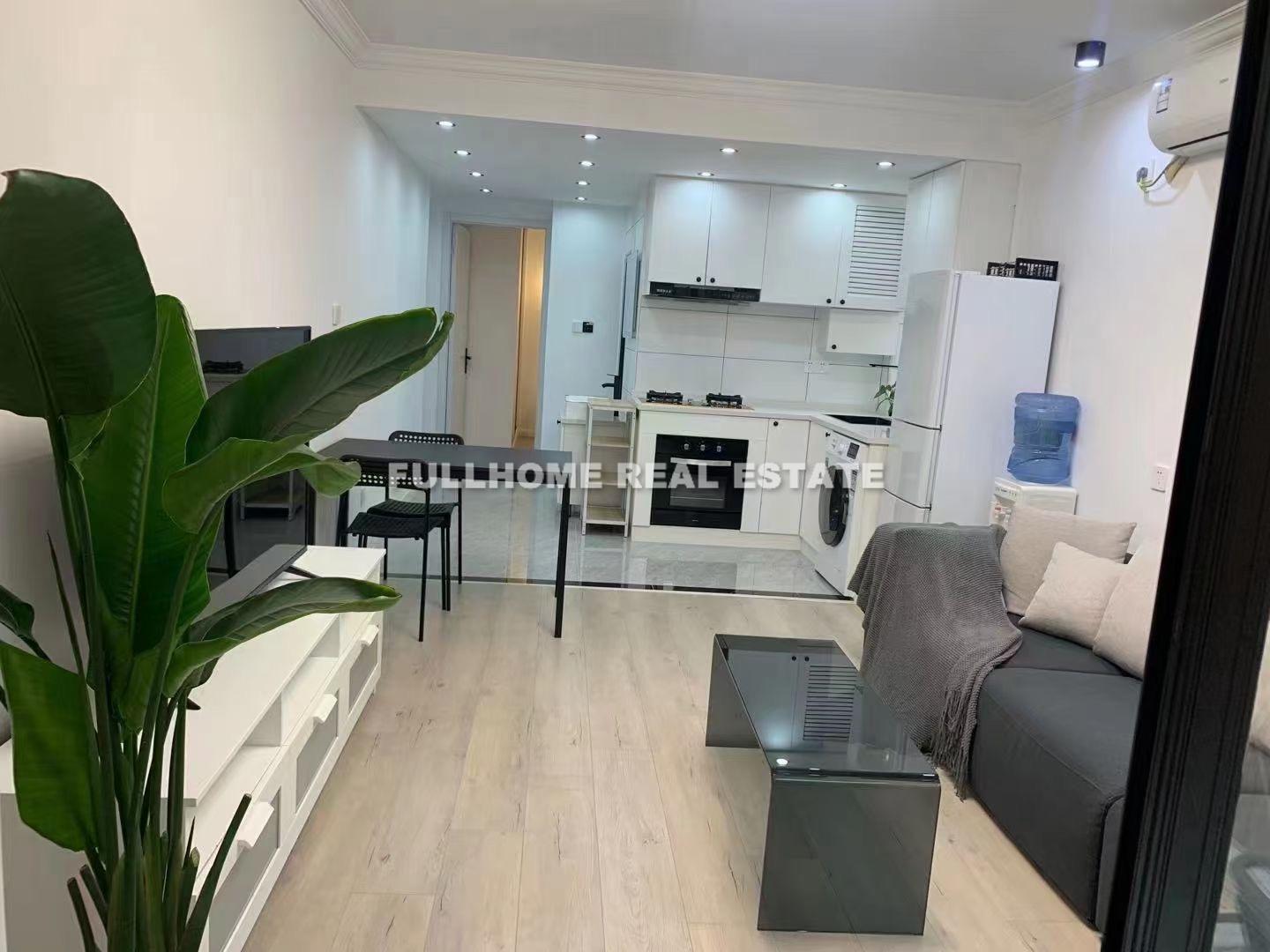 Lane 1-1000 Wuyi Road Old House - 1 bedroom apartment in Shanghai, Downtown, Downtown