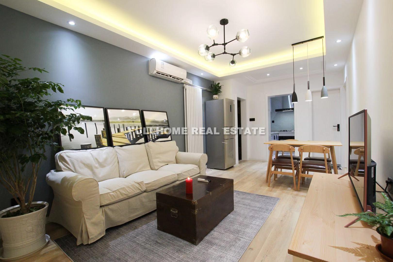 Lane 300-800 Yongjia Road Old House - 2 bedroom apartment in Shanghai, , 