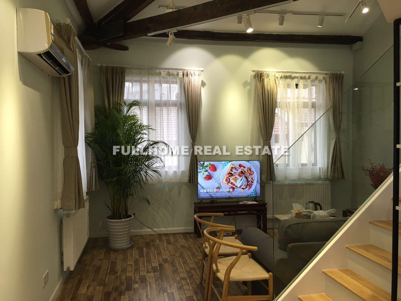 Lane 201-400 West Jianguo Road Old House  - 2 bedroom apartment in Shanghai, FFC, Downtown