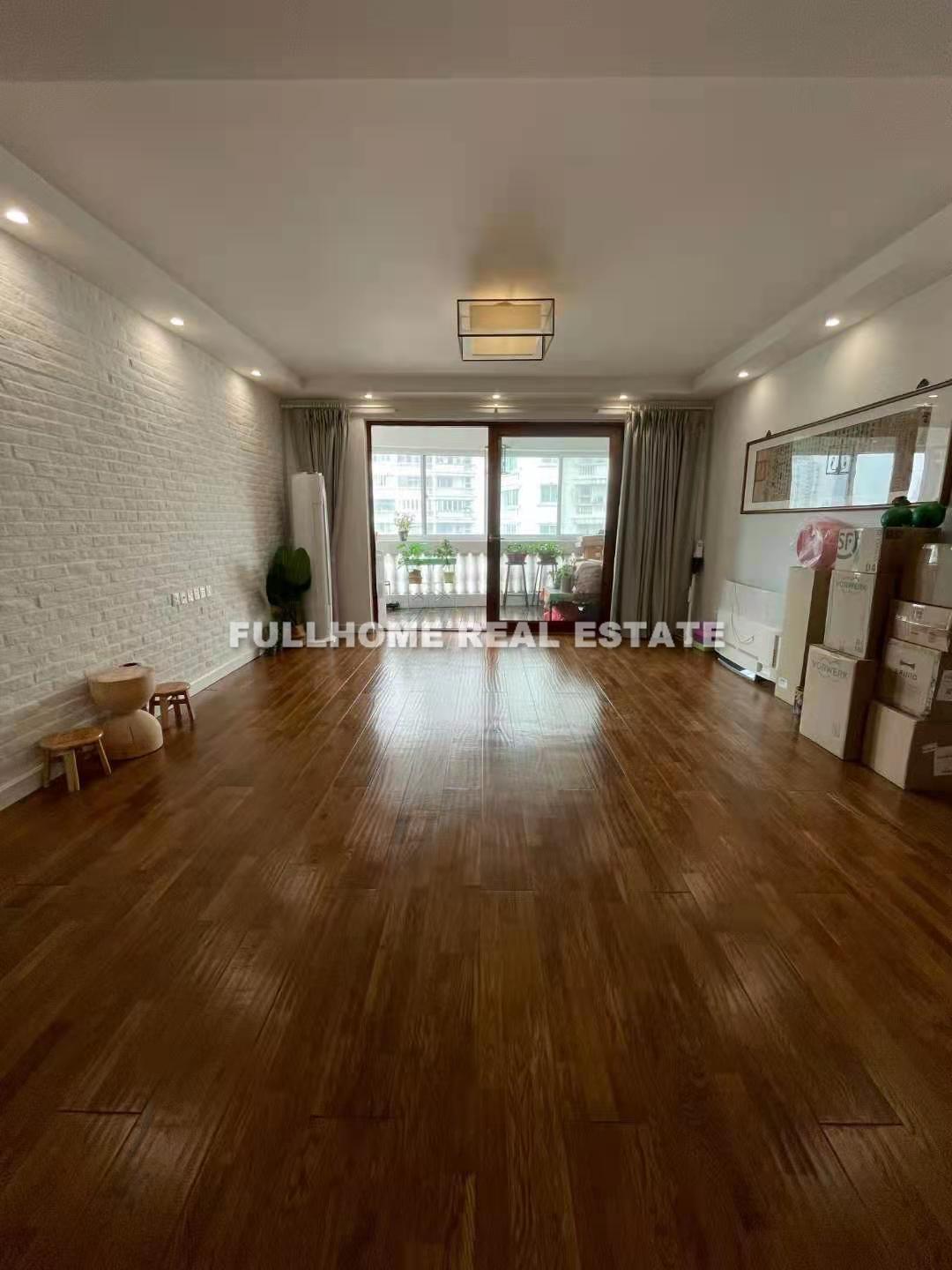 MingYuan Century City - 3 bedroom apartment in Shanghai, FFC, Downtown