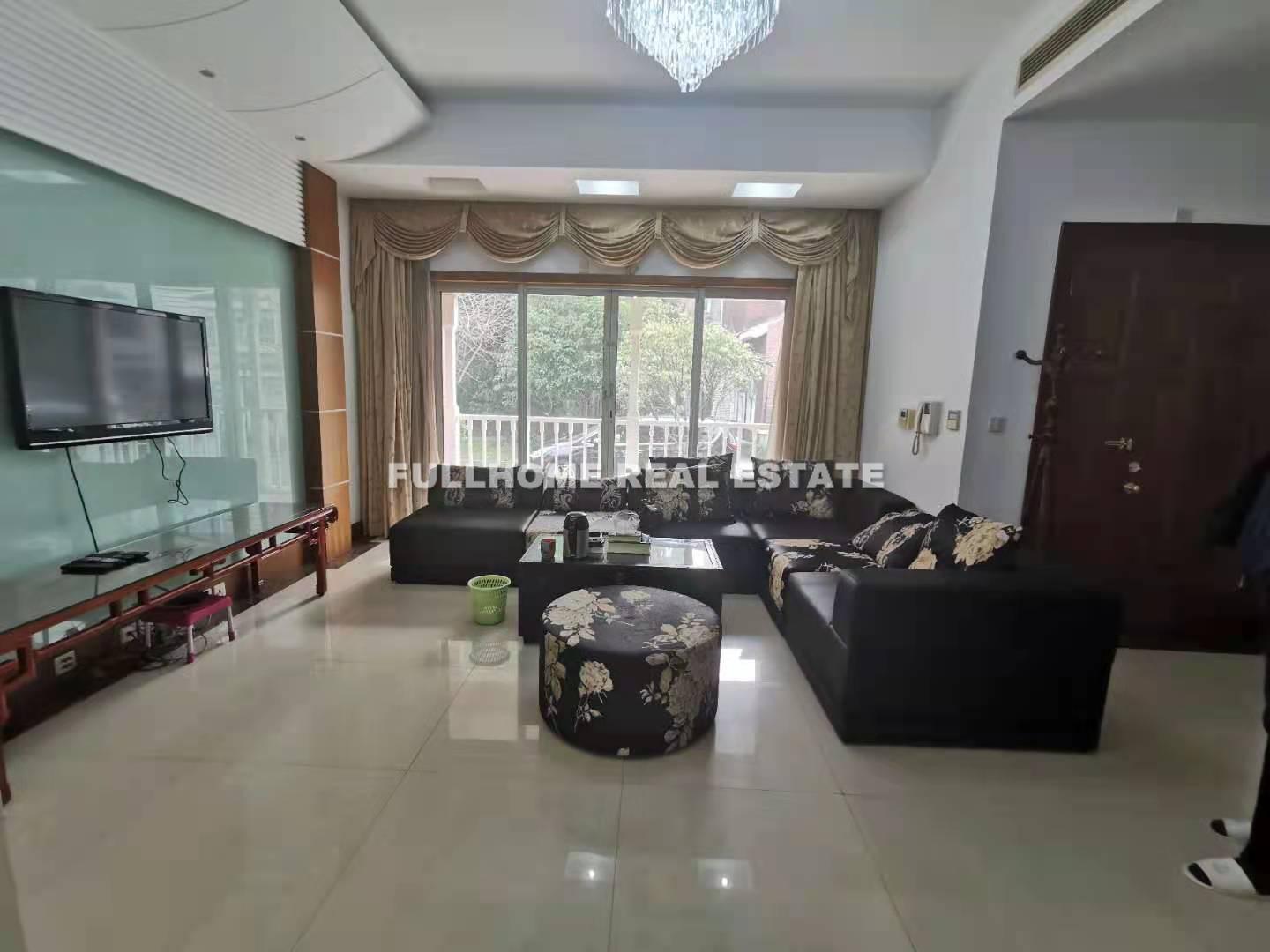 China Garden Villas - 3 bedroom apartment in Shanghai, Hongqiao, Hongqiao