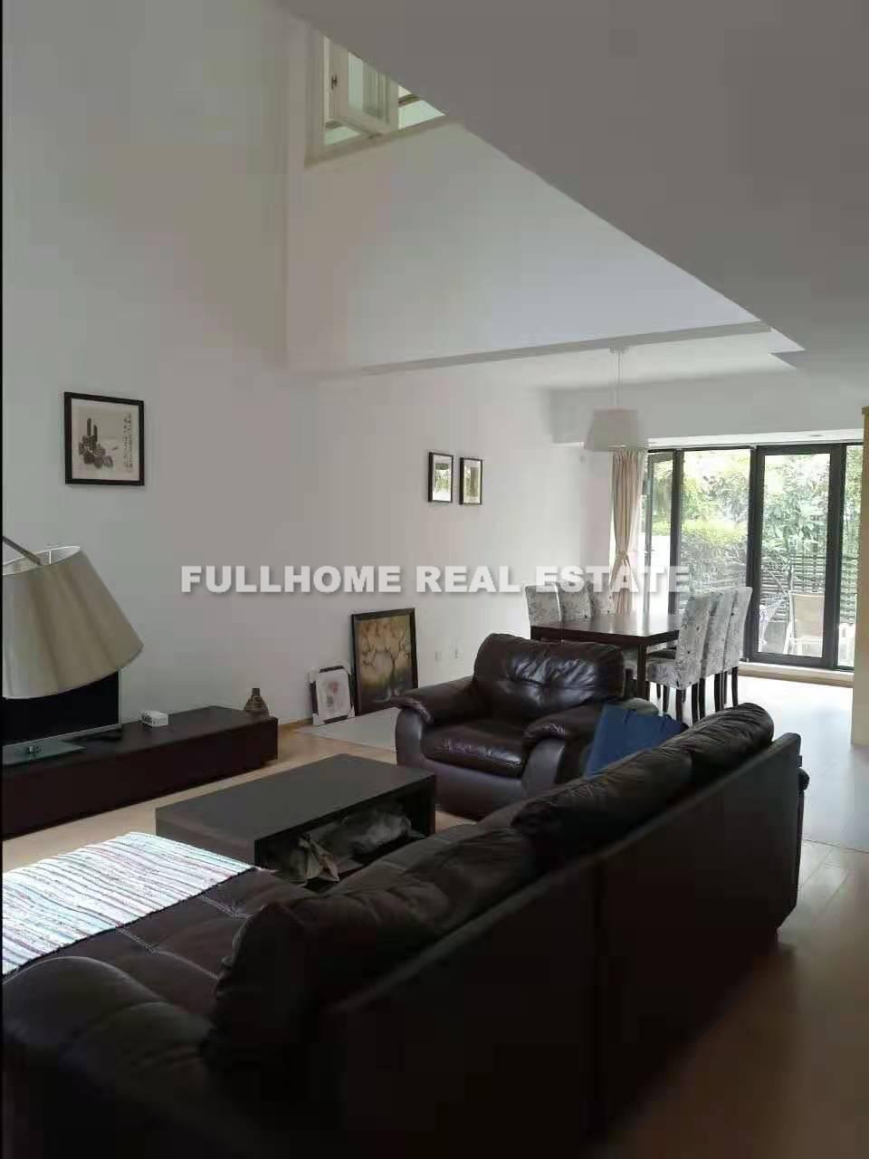 Westwood Green - 4 bedroom apartment in Shanghai, Minhang, Suburb