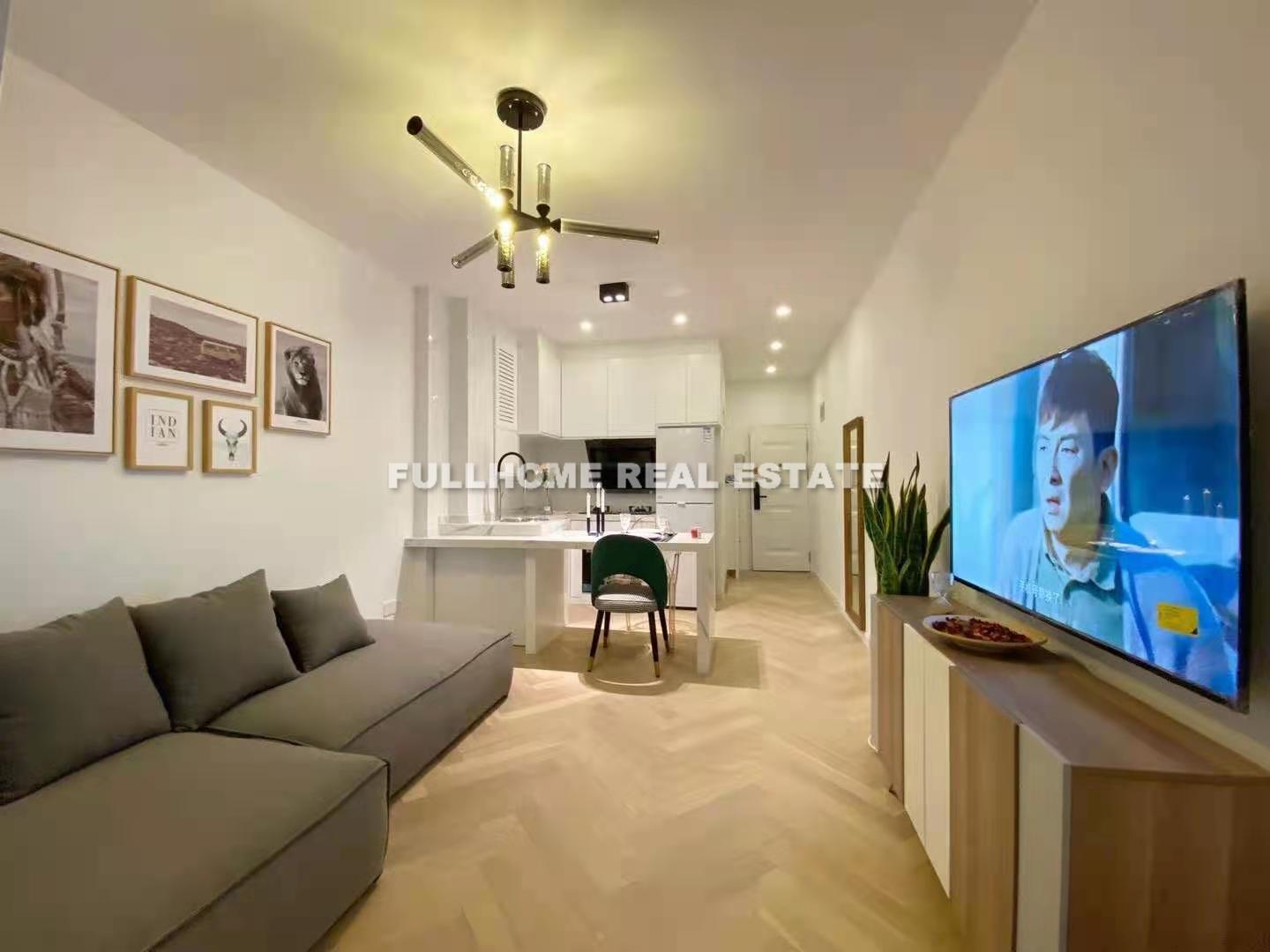 Lane 1-1200 Huashan Road Old House - 1 bedroom apartment in Shanghai, Xujiahui, Downtown