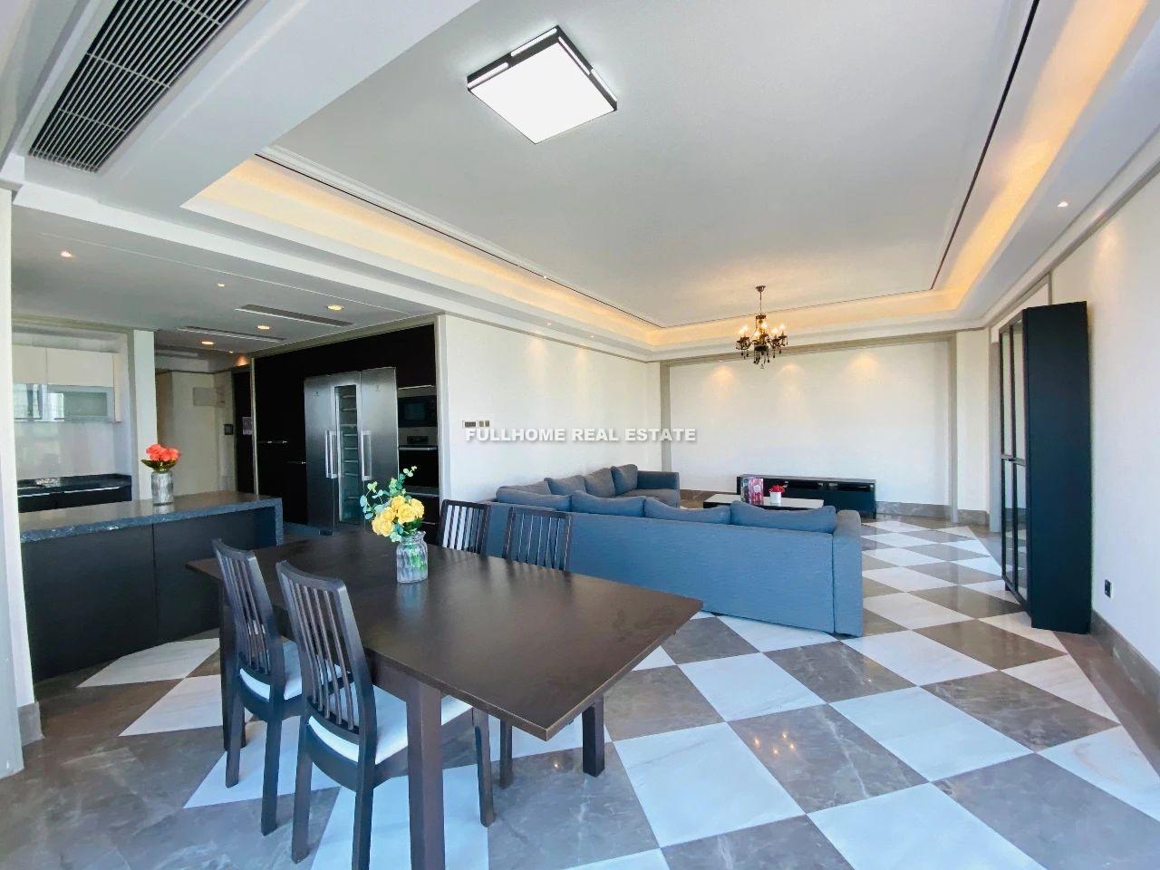 Similar property: Woods Apartment, 4 bedrooms, 175 sqm in Shenzhen