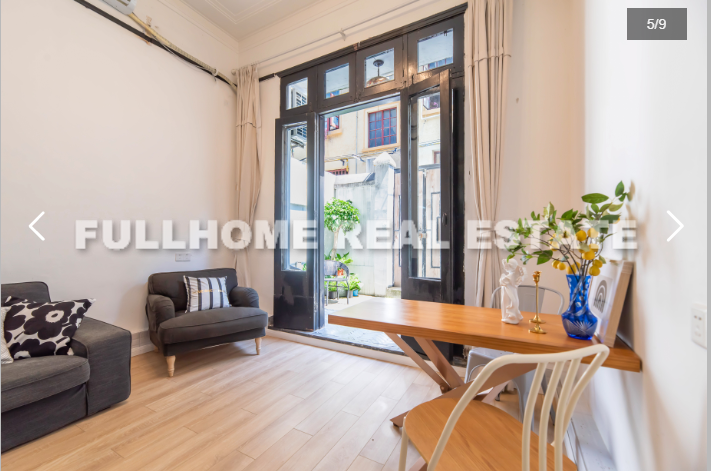 Same compound: No.400-600 Middle Fuxing Road Old House	, 1 bedrooms in Shanghai