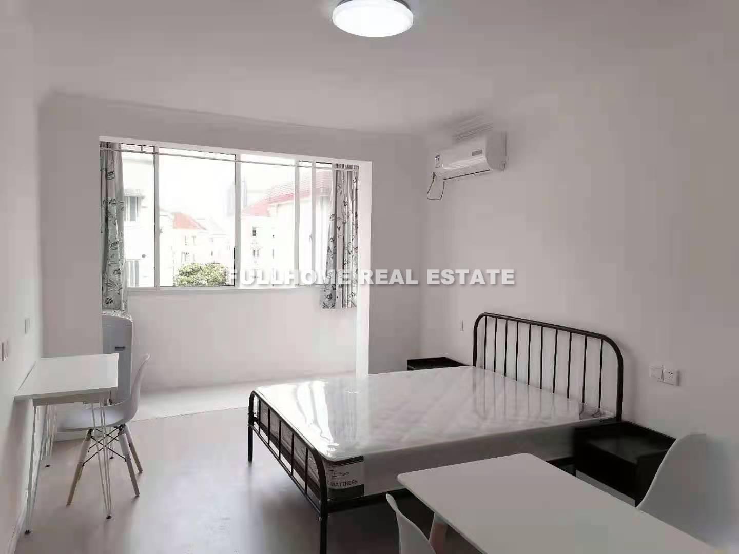 Similar property: Yong An Apartment, 1 bedrooms, 55 sqm in Shanghai