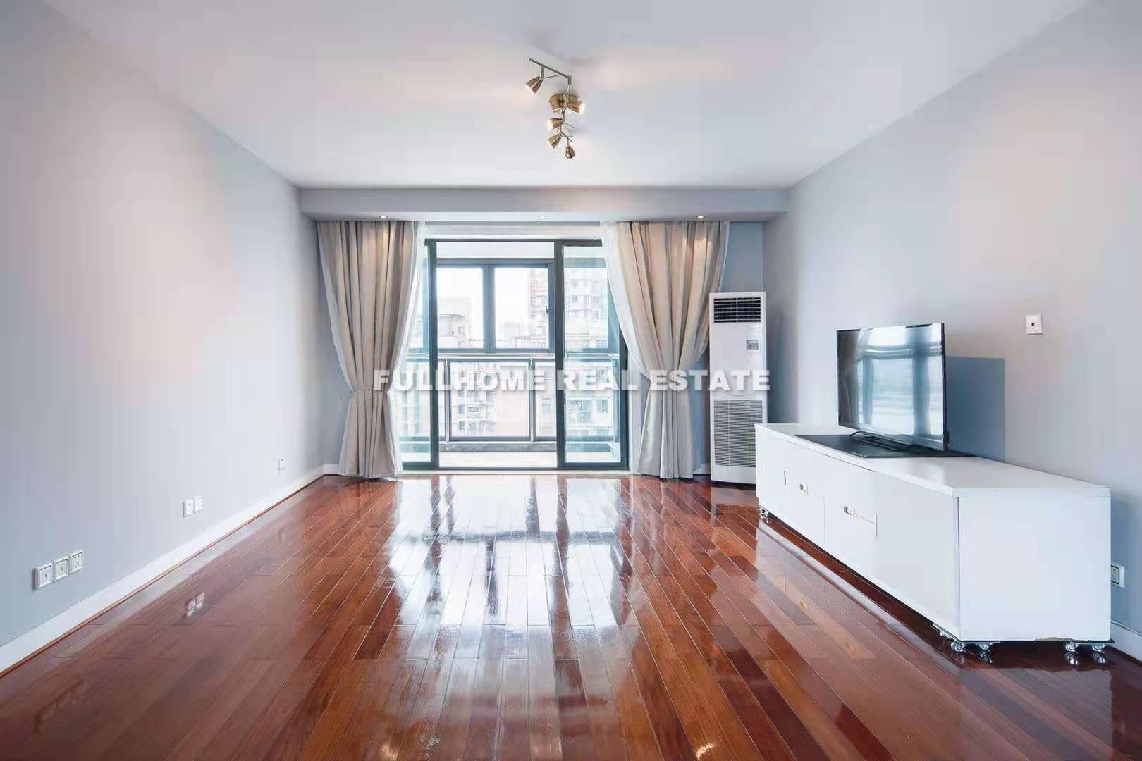 Yaojiang Garden - 3 bedroom apartment in Shanghai, Downtown, Downtown
