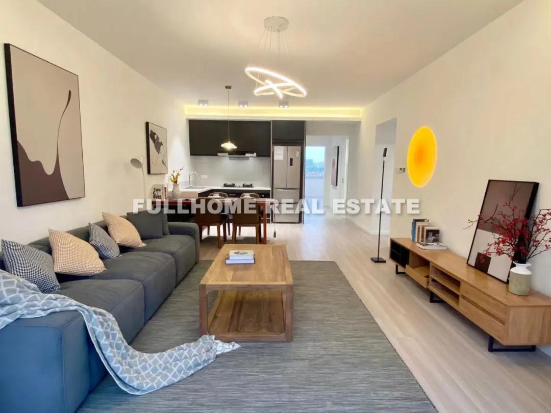 Same compound: Shanghai Flower City, 3 bedrooms in Shanghai