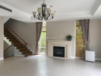 Same compound: Willowbrook (The Greenhills Phase III), 4 bedrooms in Shanghai