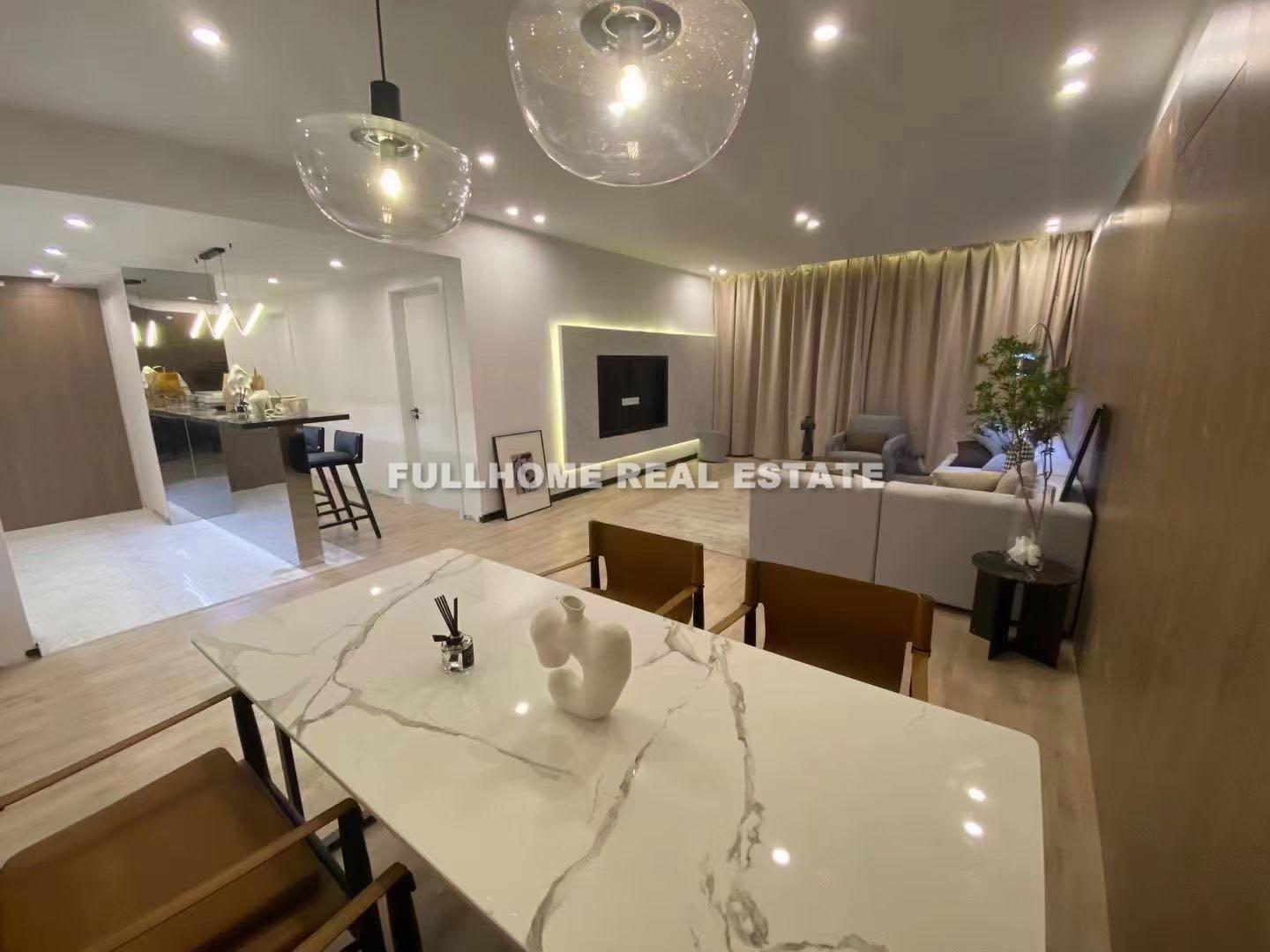 The Lakeville - 3 bedroom apartment in Shanghai, Xintiandi, Downtown