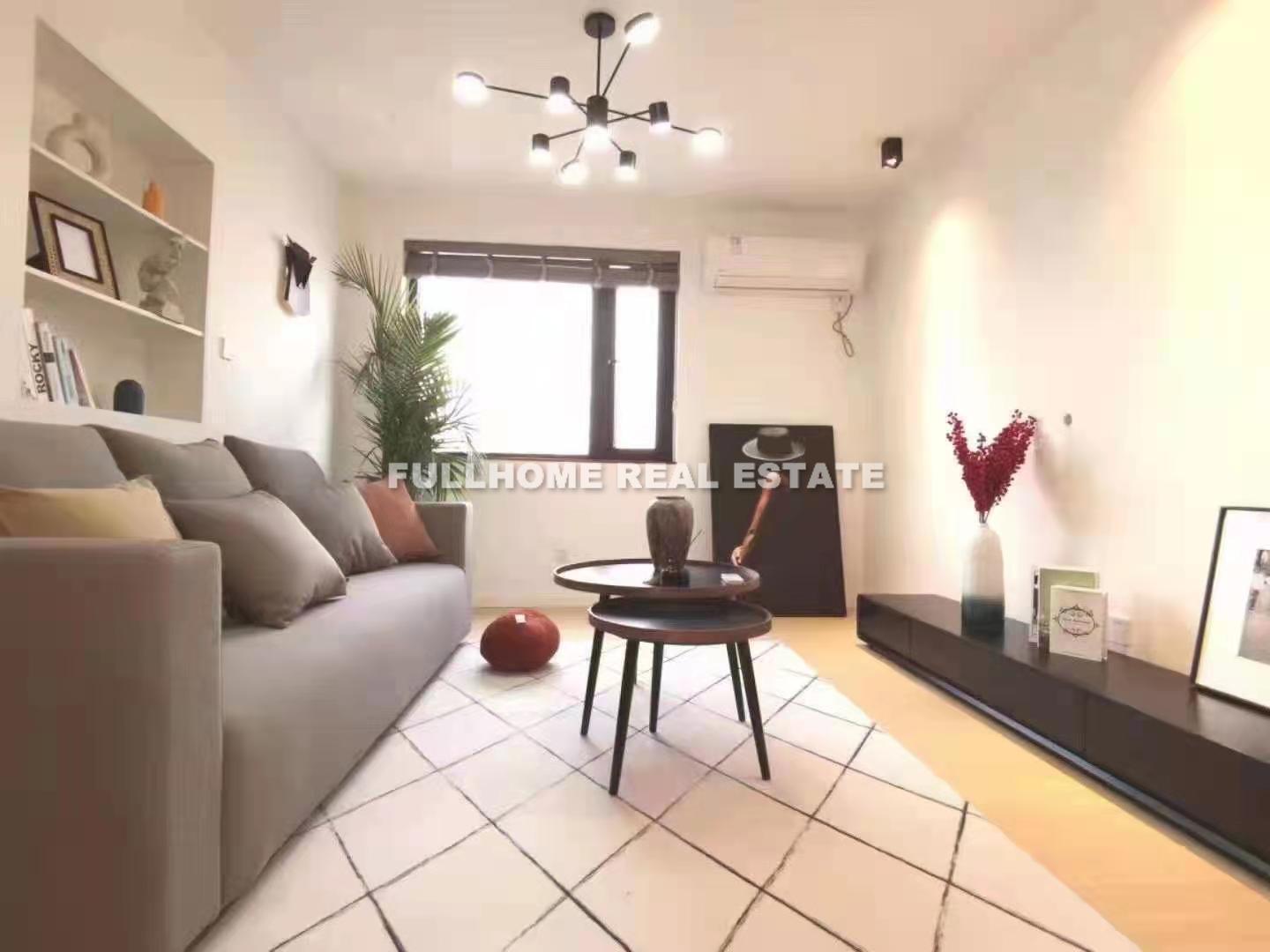 Changning Mansion - 2 bedroom apartment in Shanghai, Downtown, Downtown