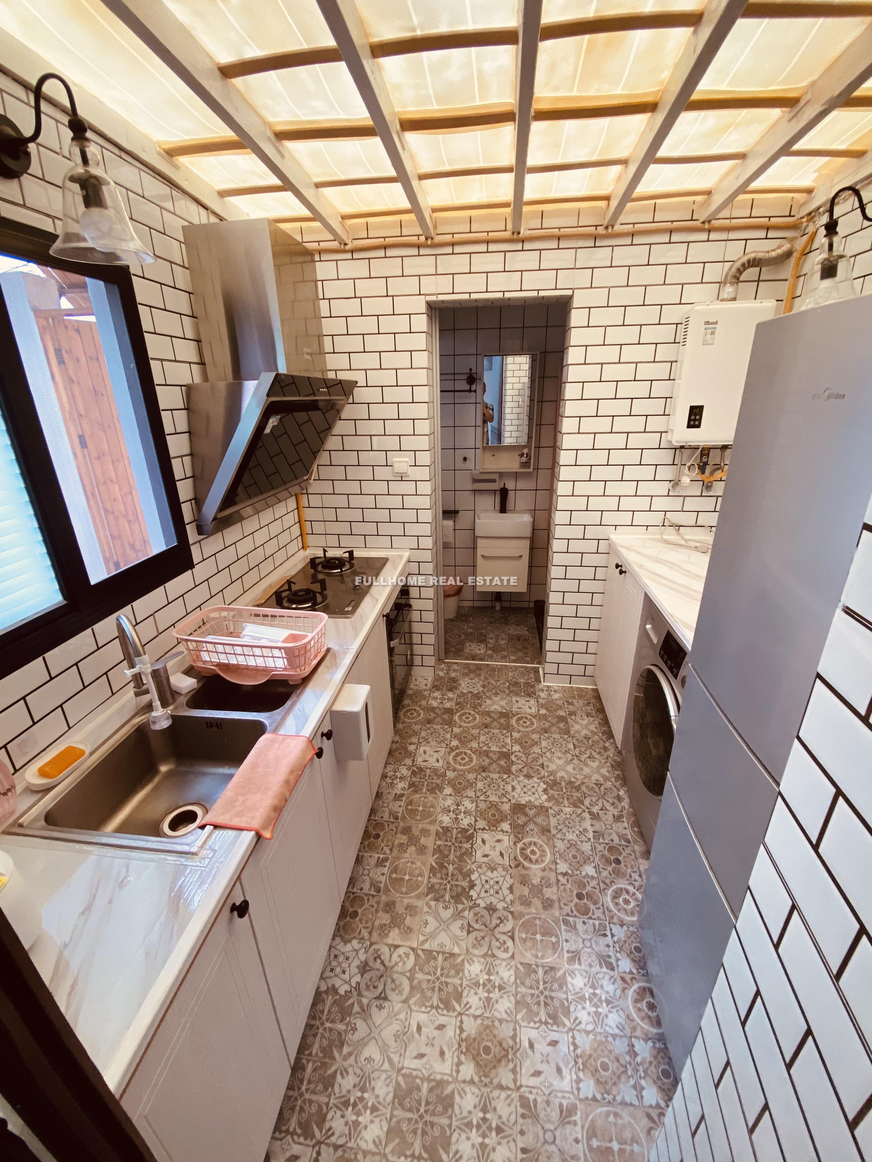 Lane 200-500 South Xiang Yang Road Old House - Interior view 6, Shanghai rental property