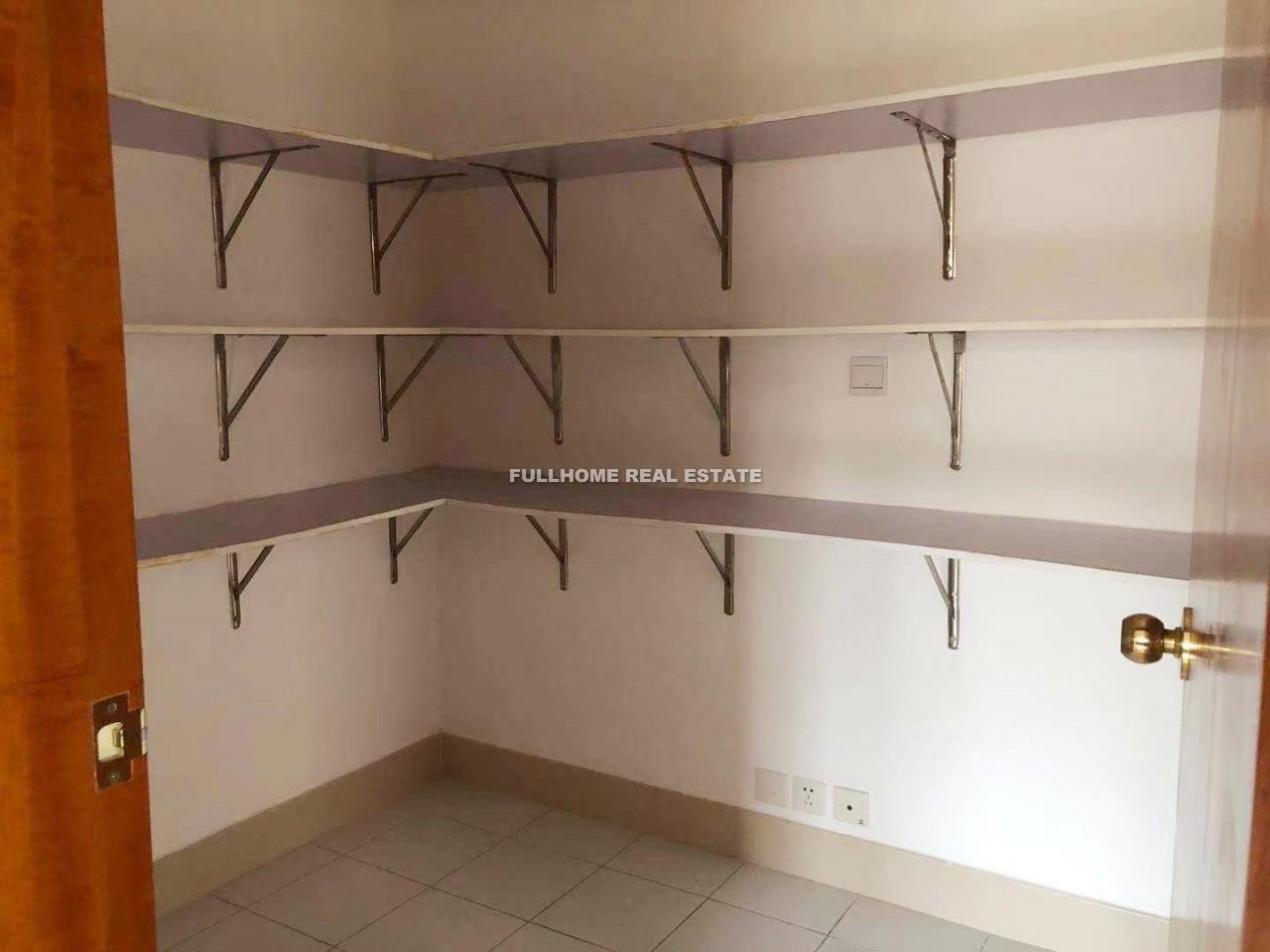 Golden Lake Garden - Interior view 10, Guangzhou rental property