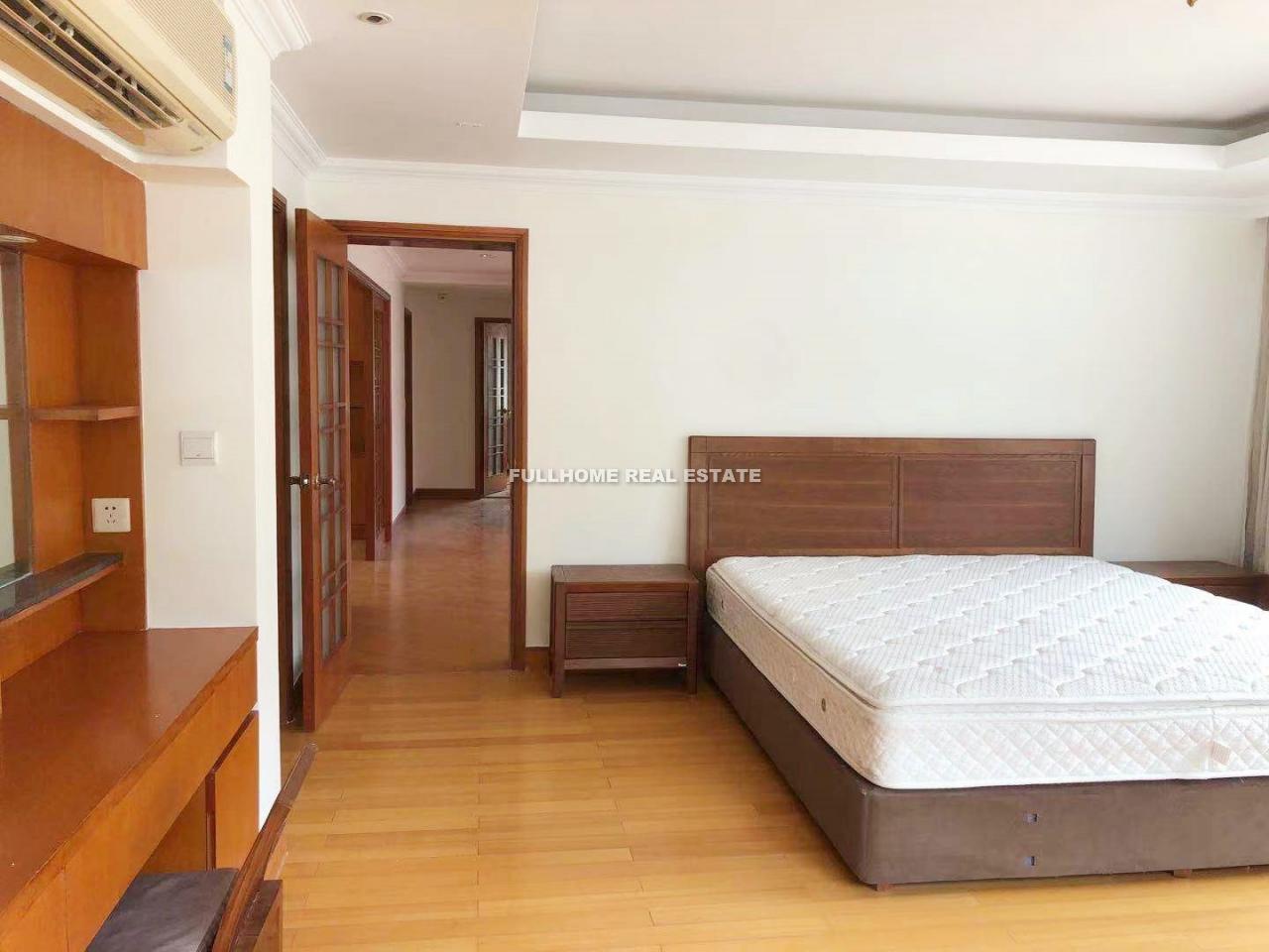 Golden Lake Garden - Interior view 16, Guangzhou rental property