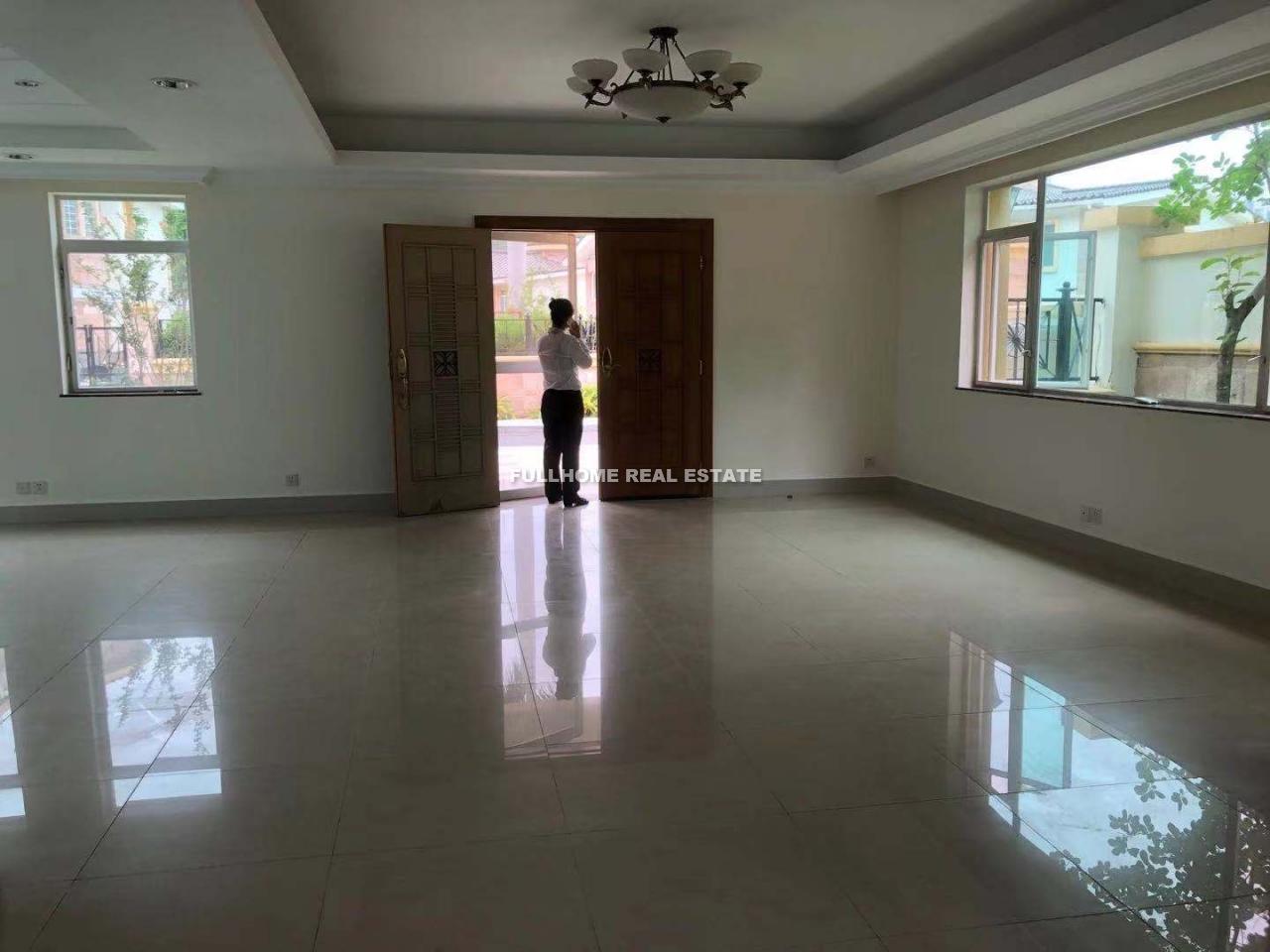 Golden Lake Garden - Interior view 22, Guangzhou rental property