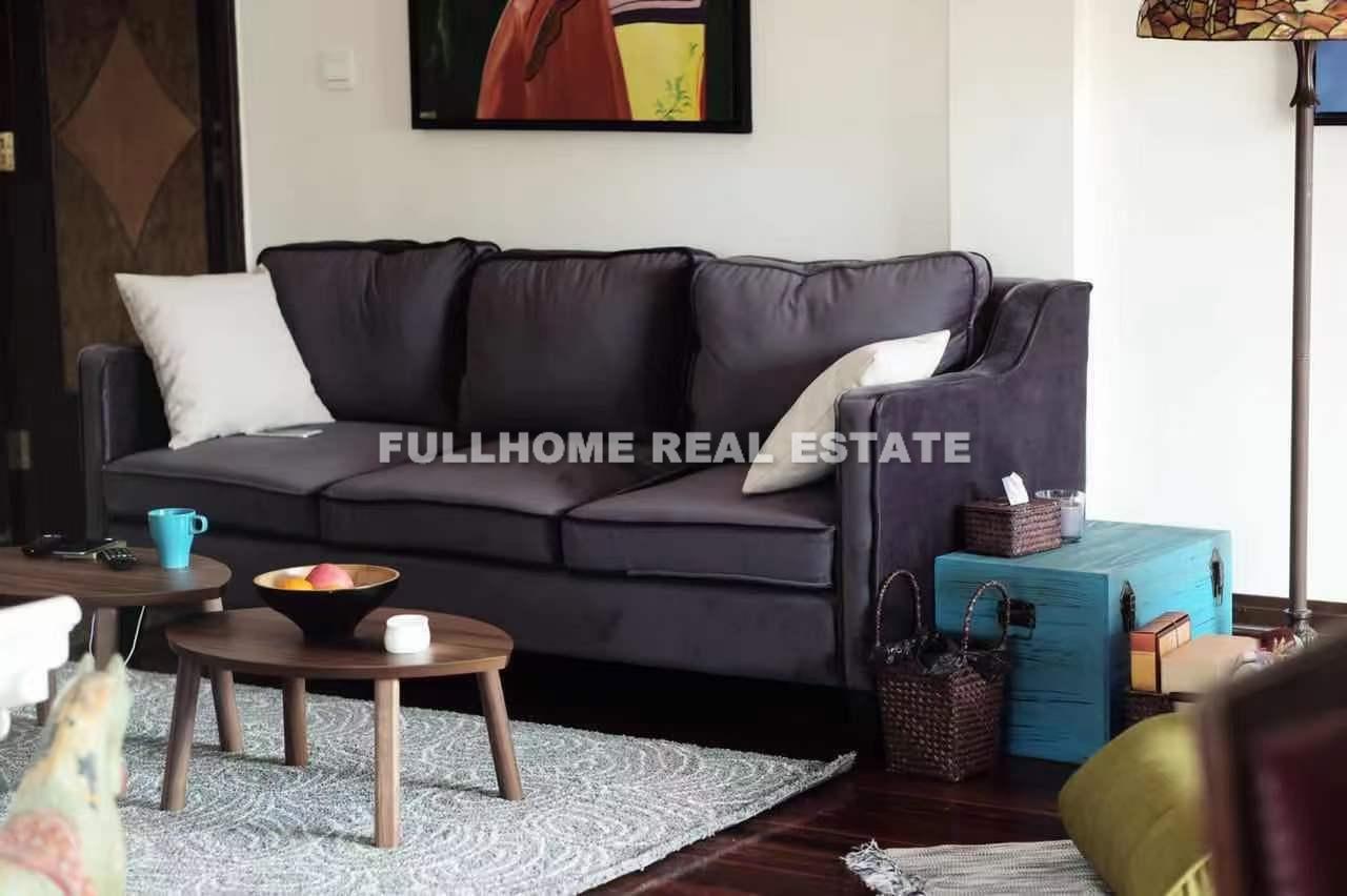 Lane 200-500 South Xiang Yang Road Old House - 2 bedroom apartment in Shanghai, Downtown, Downtown