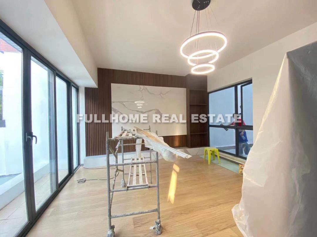 Westwood Green - 4 bedroom apartment in Shanghai, Minhang, Suburb