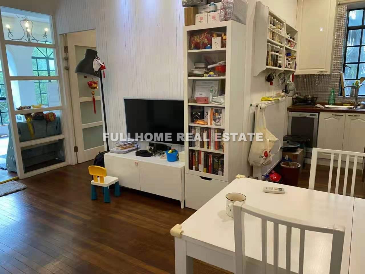 Lane 500-1000 Julu Road Old House	 - Interior view 7, Shanghai rental property