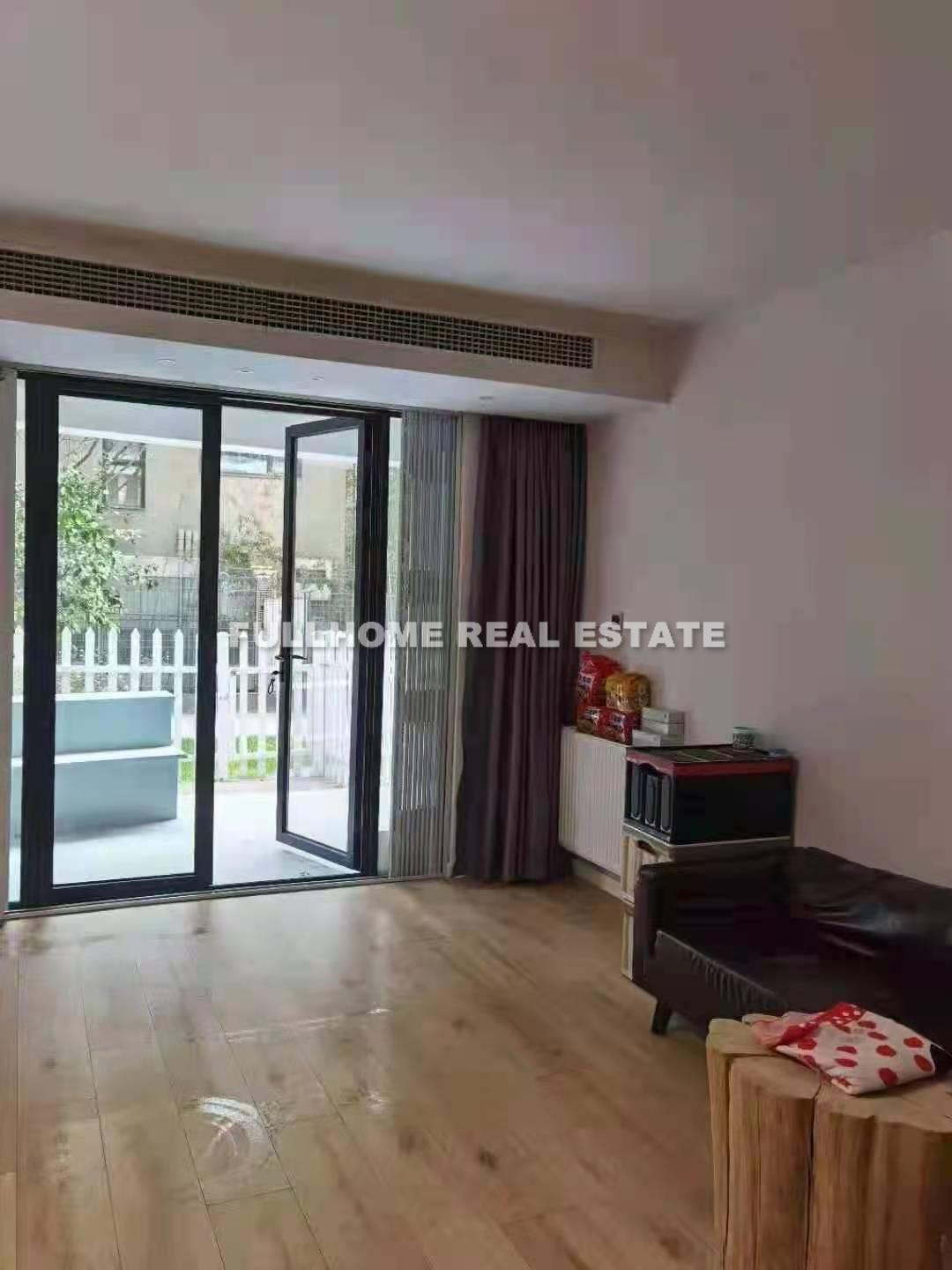 Same compound: Shuxiang Apartment, 2 bedrooms in Shanghai