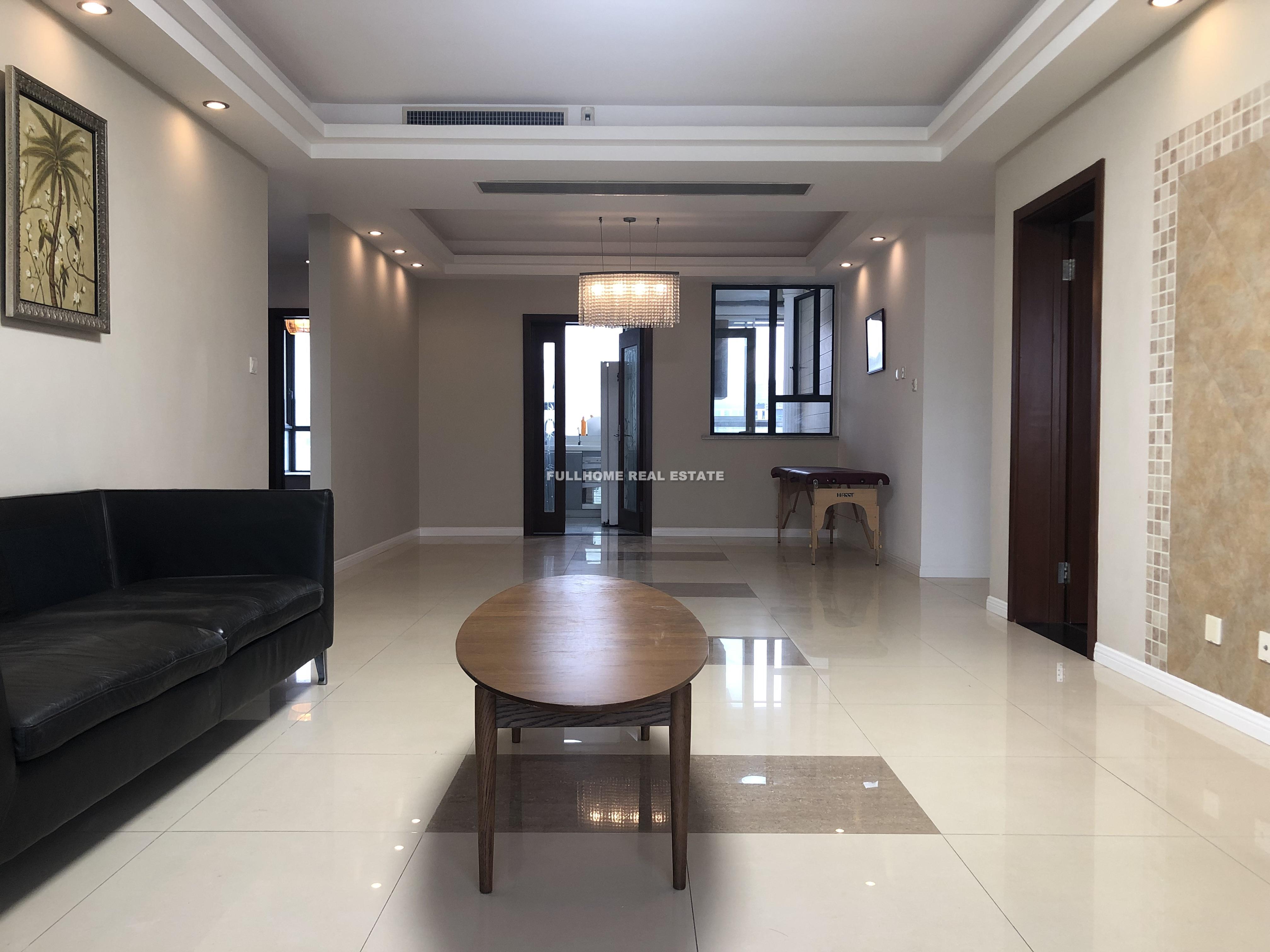 Carnival Garden - 3 bedroom apartment in Shanghai, Gubei, Hongqiao