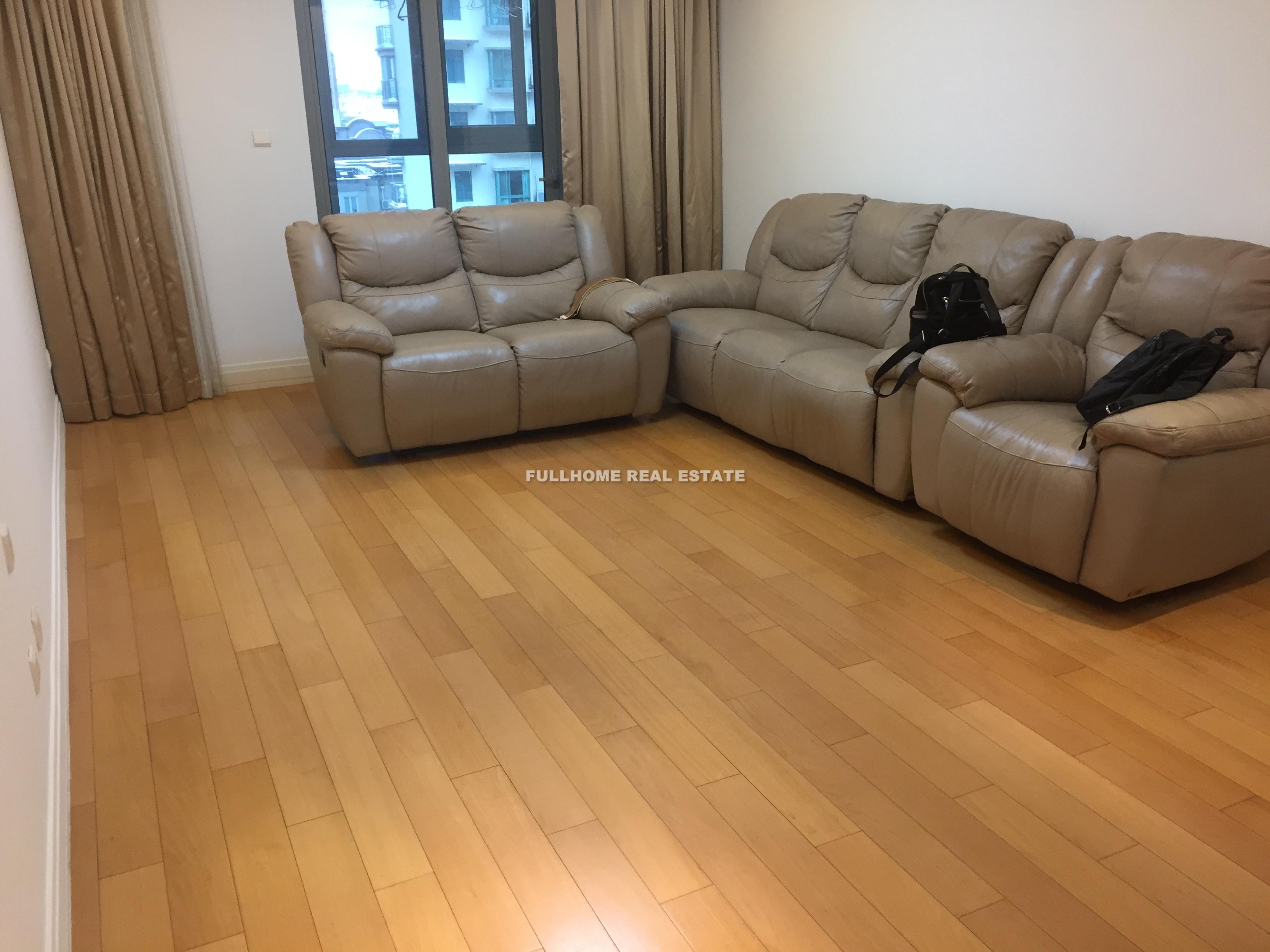 Novel Century - 3 bedroom apartment in Shanghai, Xujiahui, Downtown