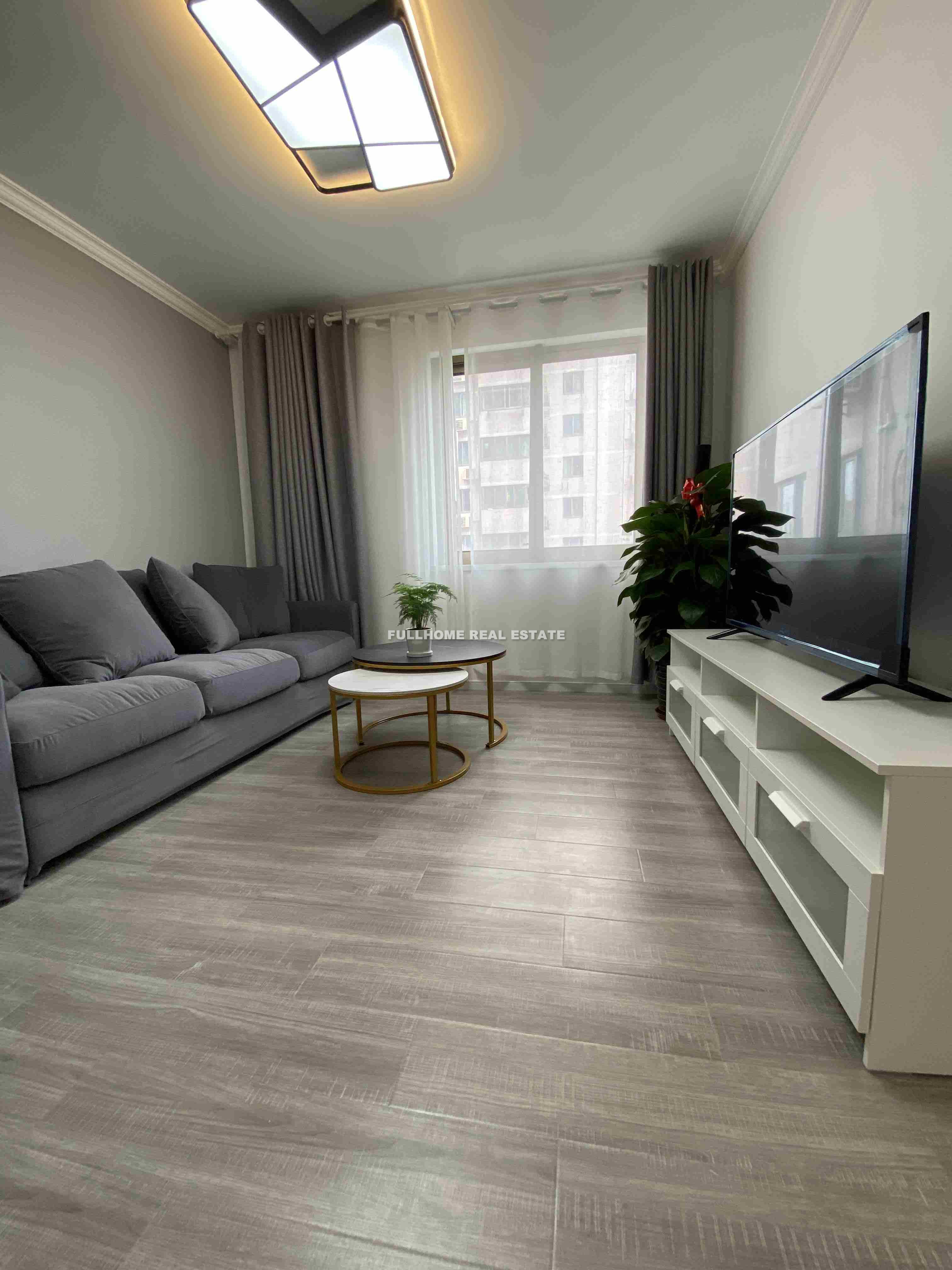 Jiaozhou Teacher Apartment - 3 bedroom apartment in Shanghai, Jing An, Downtown