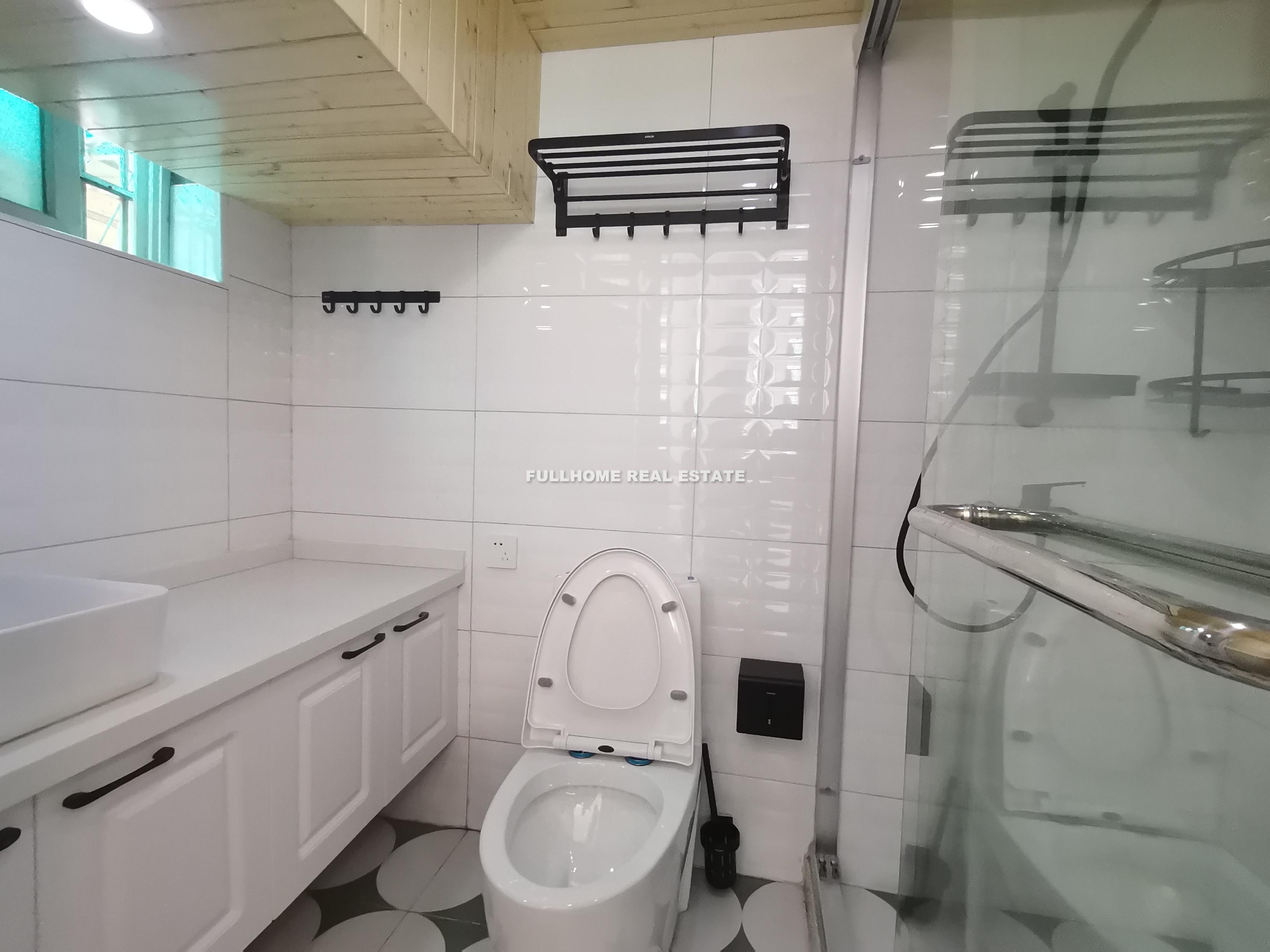 Lane 1001-1500 Middle Huaihai Road Old House - Interior view 5, Shanghai rental property