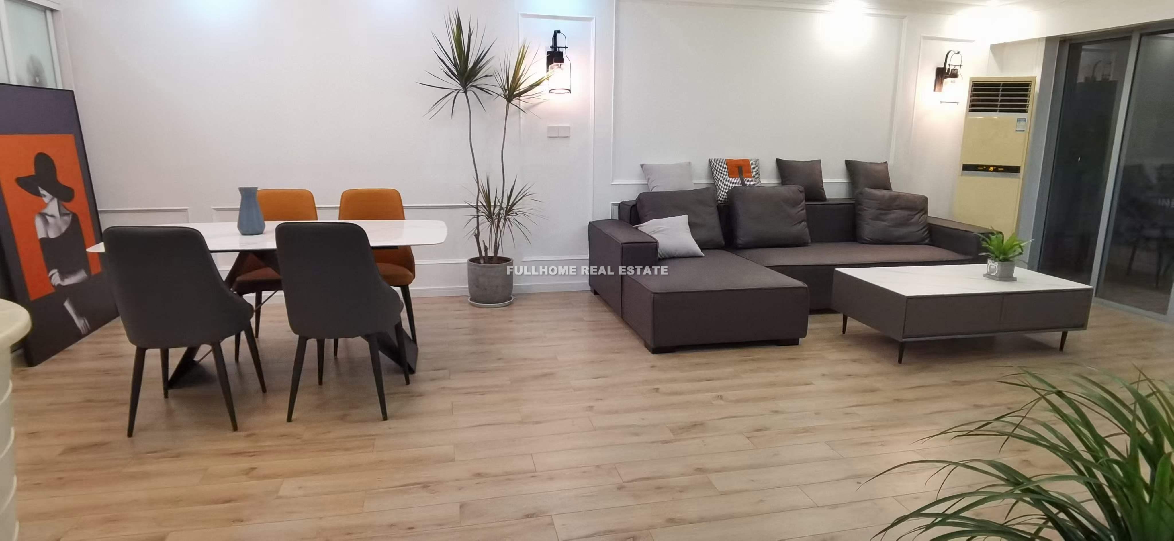 HuiCui Garden - 1 bedroom apartment in Shanghai, Xujiahui, Downtown