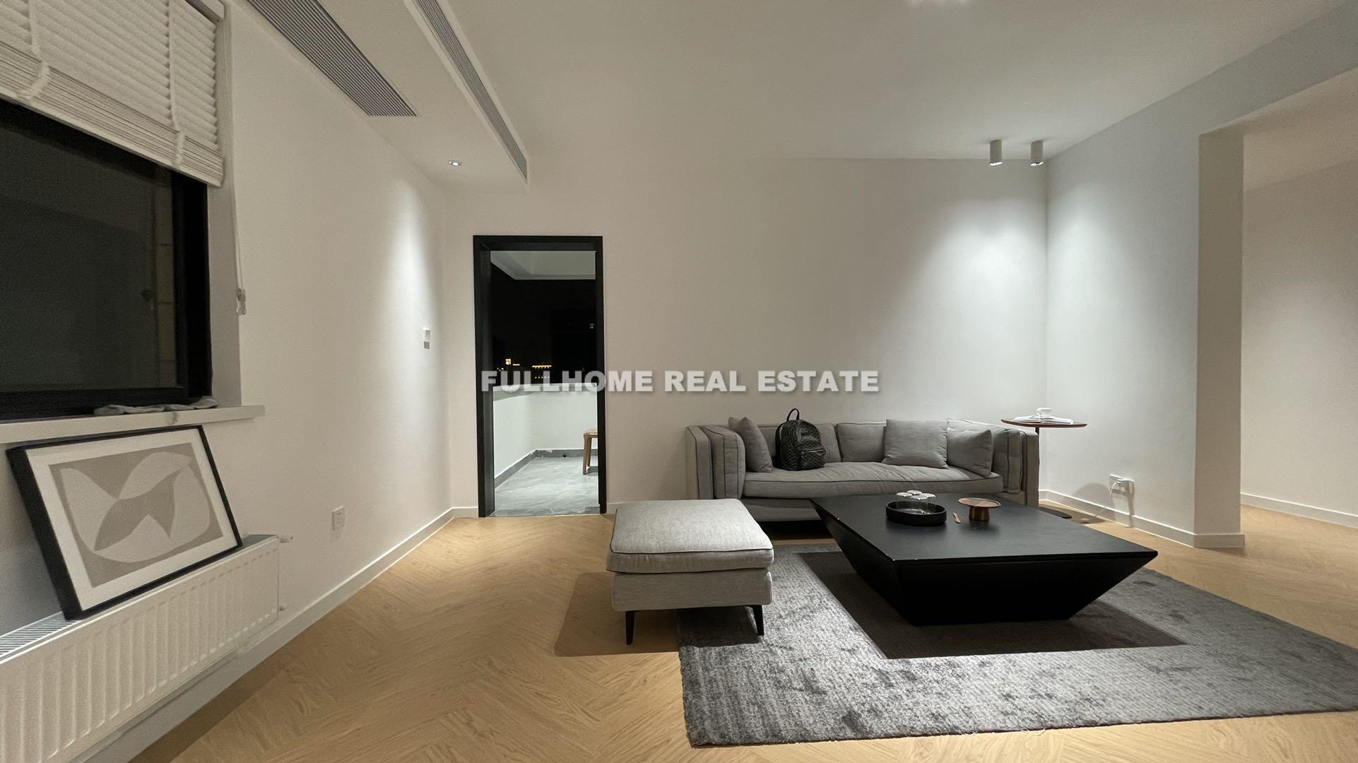 Tian Yao Garden - 4 bedroom apartment in Shanghai, Xujiahui, Downtown