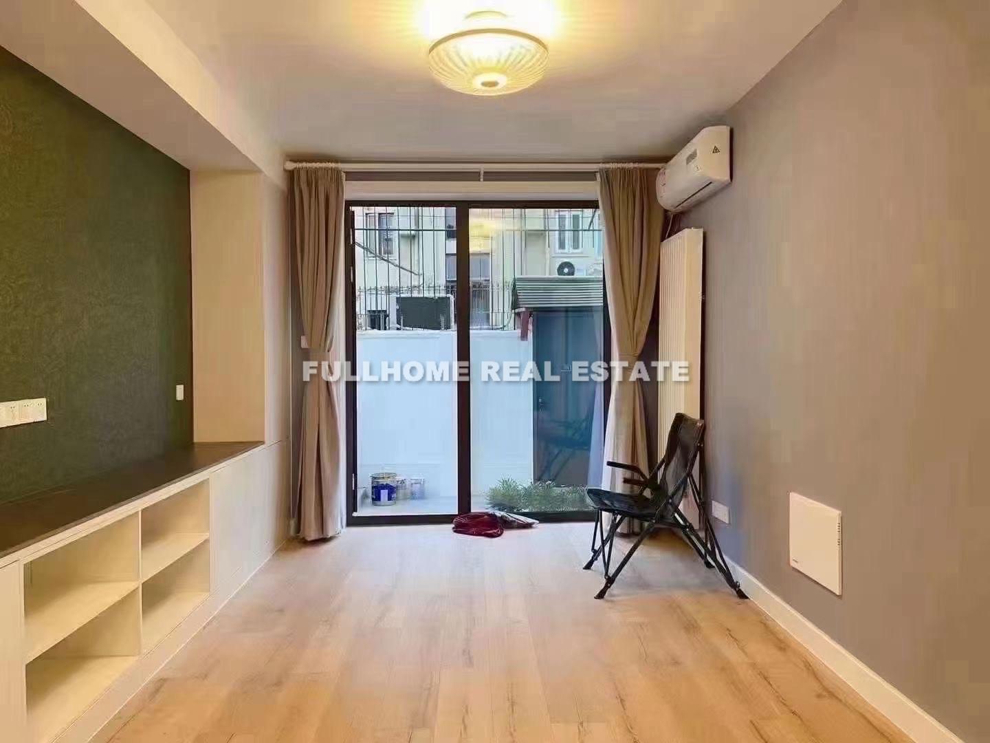 Lane 1-500 Wukang Road Old House - 1 bedroom apartment in Shanghai, Downtown, Downtown