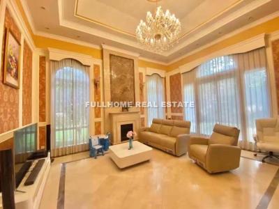 Similar property: Risen Garden, 4 bedrooms, 341 sqm in Shanghai