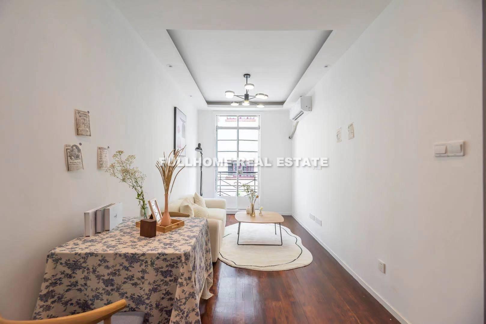 Lane1-500 Taiyuan Road Old House - Interior view 9, Shanghai rental property