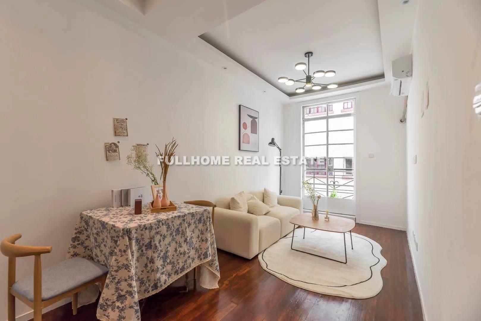 Lane1-500 Taiyuan Road Old House - Interior view 2, Shanghai rental property