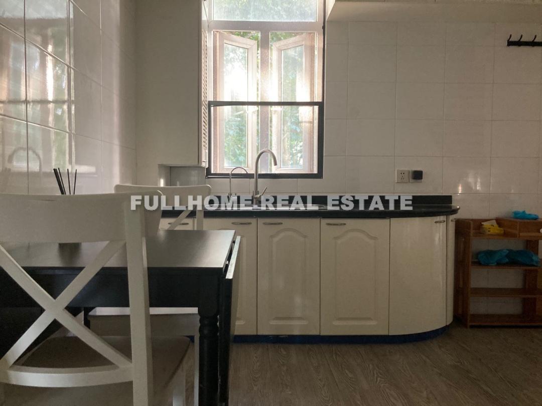 Lane 1-100 Fenyang Road Old House - Interior view 3, Shanghai rental property