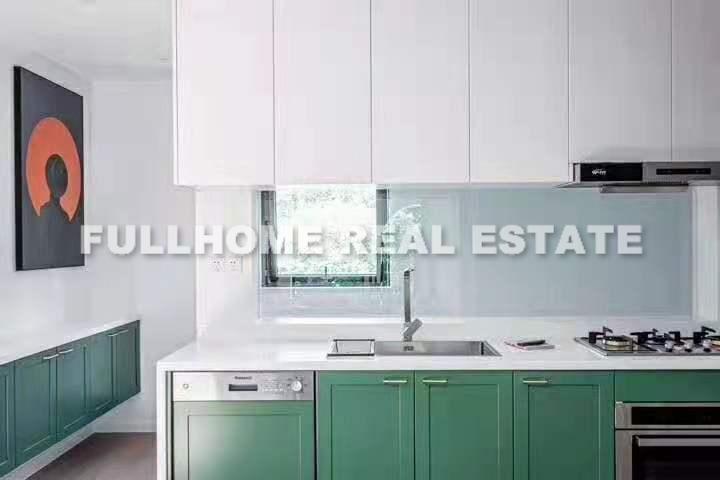 Lane1-500 Taiyuan Road Old House - 3 bedroom apartment in Shanghai, Xujiahui, Downtown