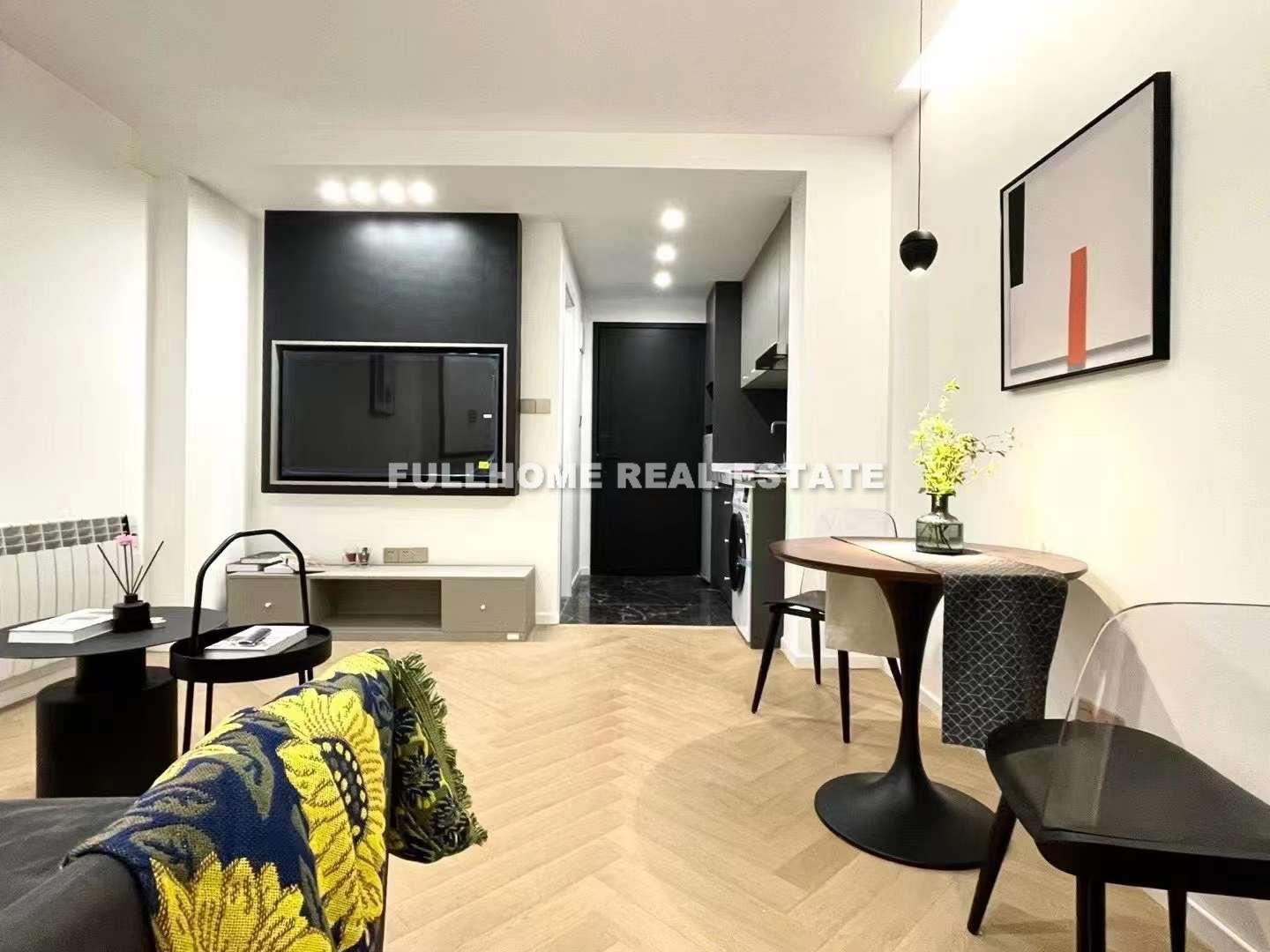 Tong Ji Garden - 1 bedroom apartment in Shanghai, Jing An, Downtown