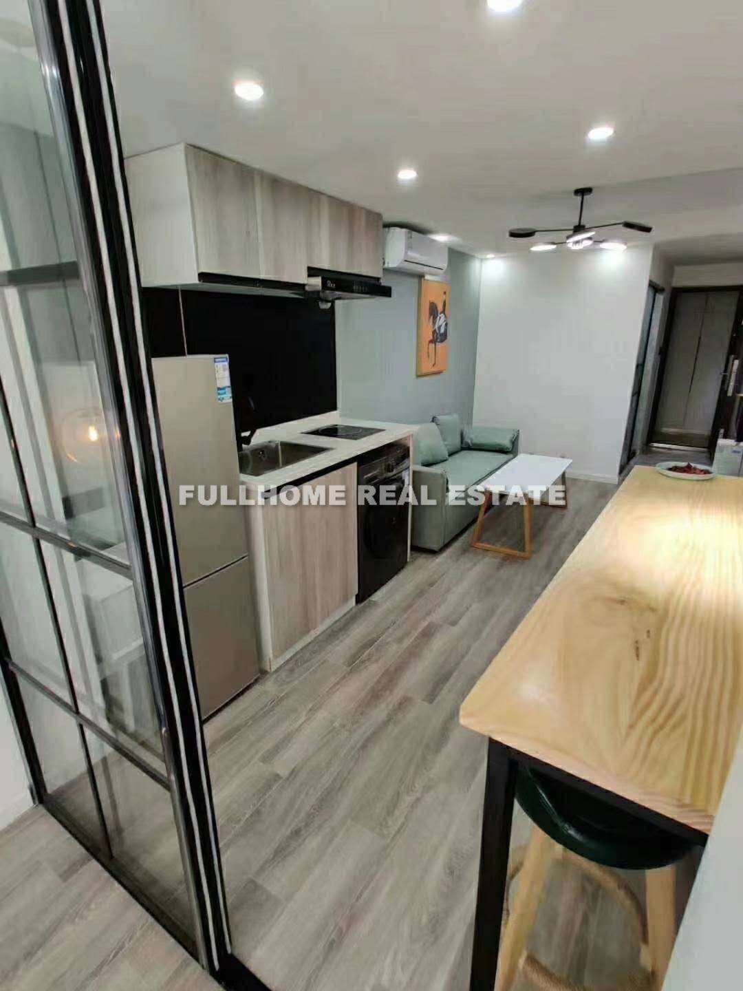 Grand Century Place - 2 bedroom apartment in Shanghai, Downtown, Downtown