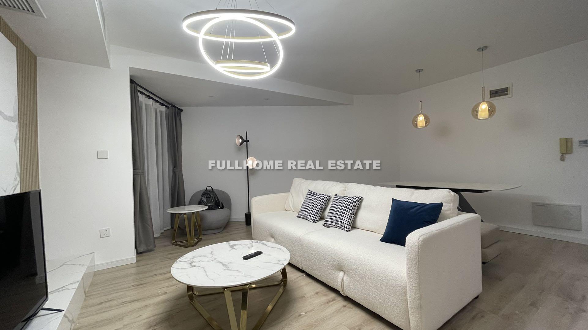 Huading Plaza - 2 bedroom apartment in Shanghai, Downtown, Downtown