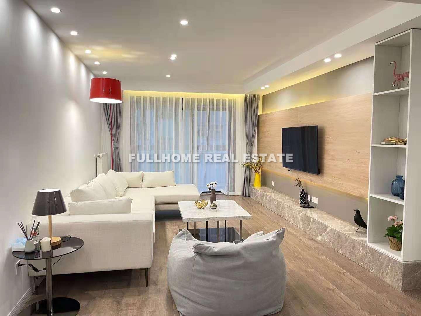 Huang Pu Xin Yuan - 3 bedroom apartment in Shanghai, People Square, Downtown