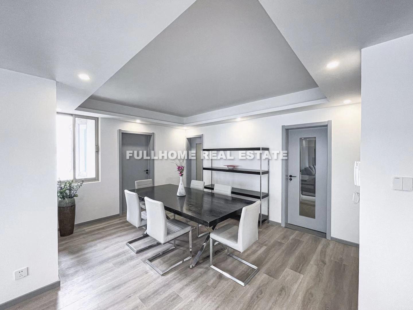 Ruinan Garden - 3 bedroom apartment in Shanghai, Xujiahui, Downtown