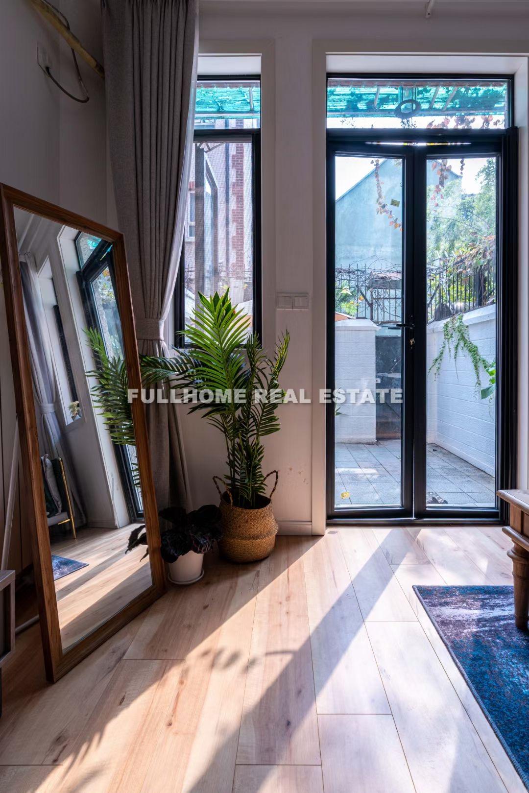 Lane 1-1000 North Shanxi Road Old House - Interior view 3, Shanghai rental property