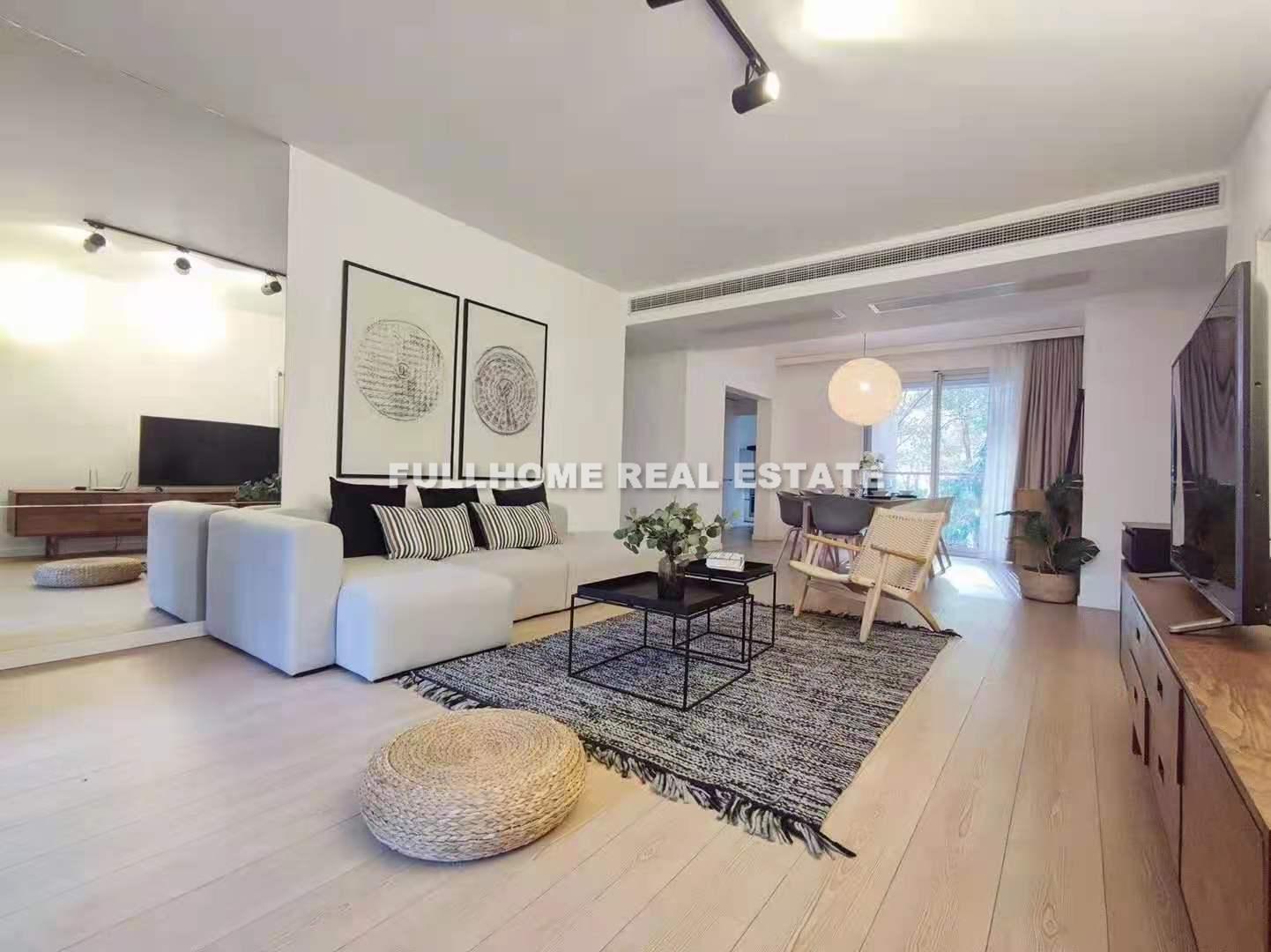LaDoll International City - 4 bedroom apartment in Shanghai, Jing An, Downtown