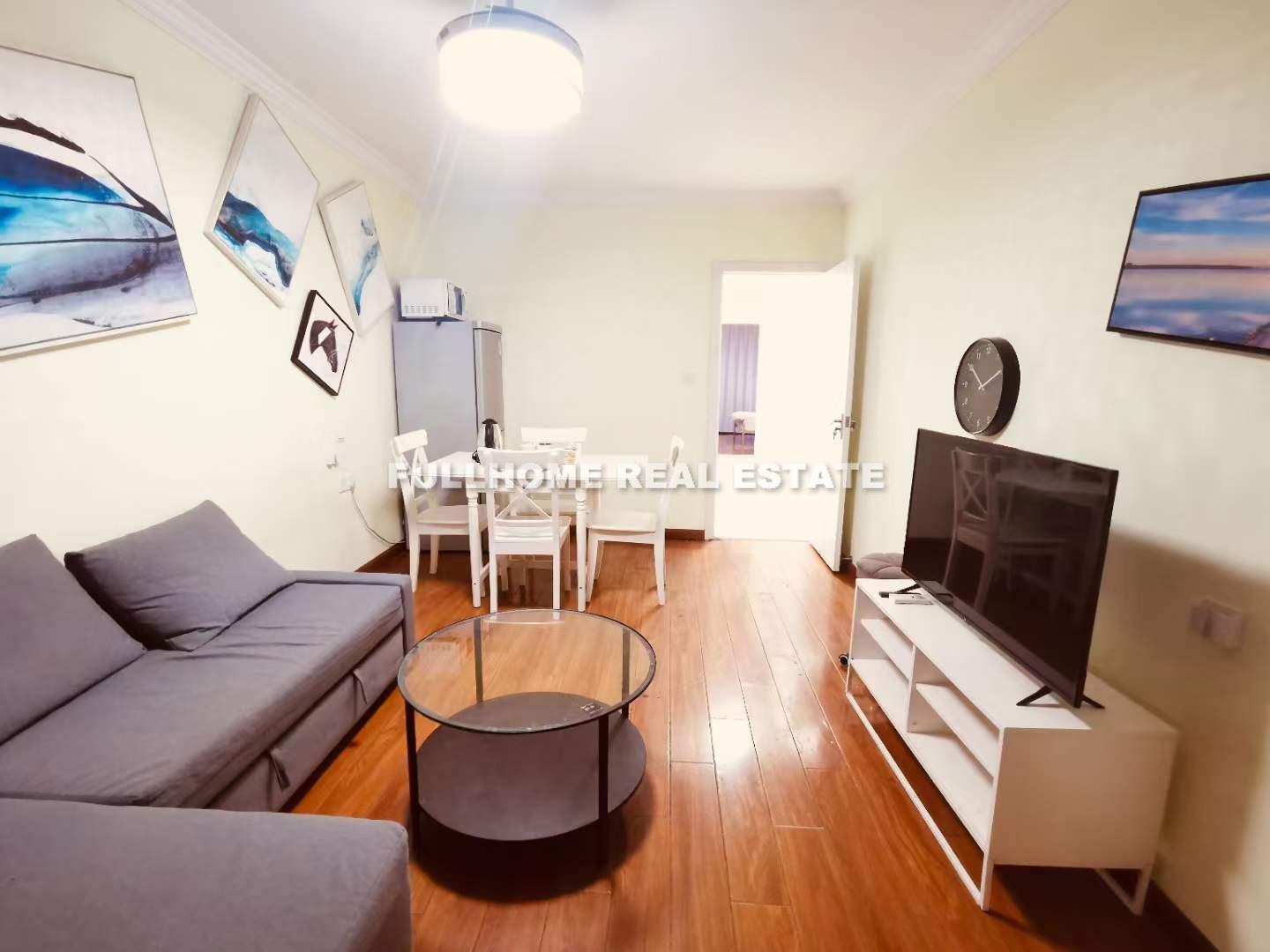 Same compound: Youyi Cun, 2 bedrooms in Shanghai