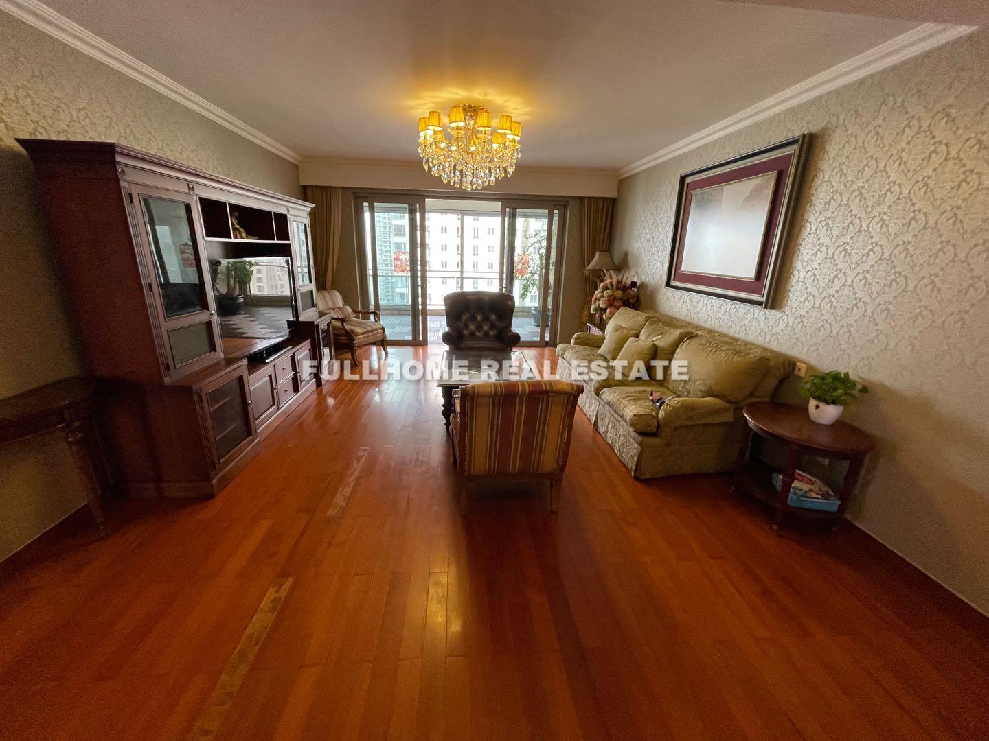 Yanlord Town - 4 bedroom apartment in Shanghai, Century Park and Lianyang, Pudong