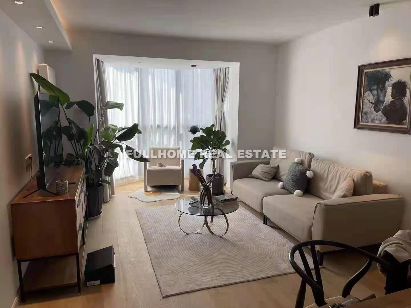 Haisi Mansion - 3 bedroom apartment in Shanghai, Xujiahui, Downtown