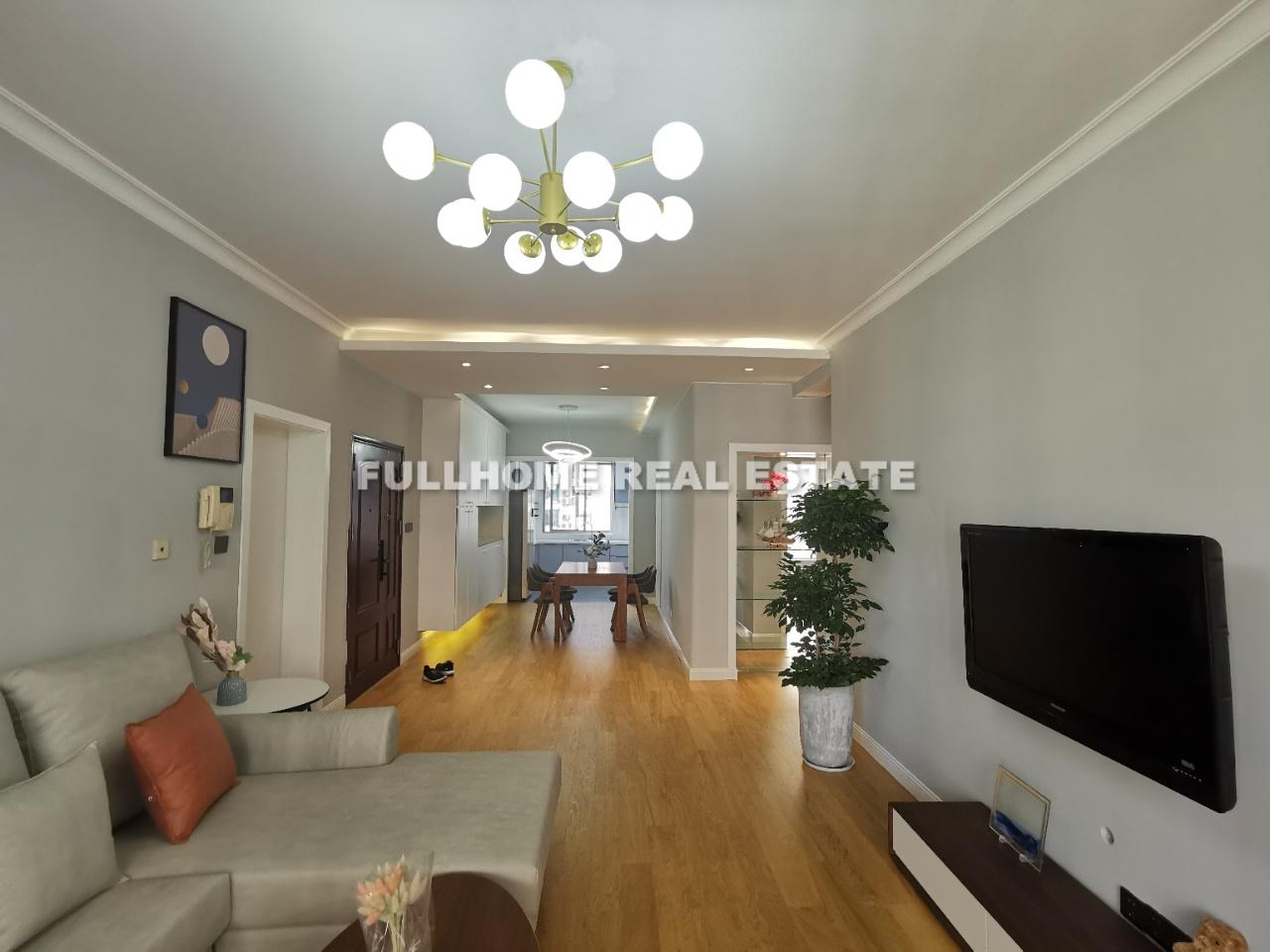 Louis Triumph Palace - 3 bedroom apartment in Shanghai, Zhongshan Park, Downtown